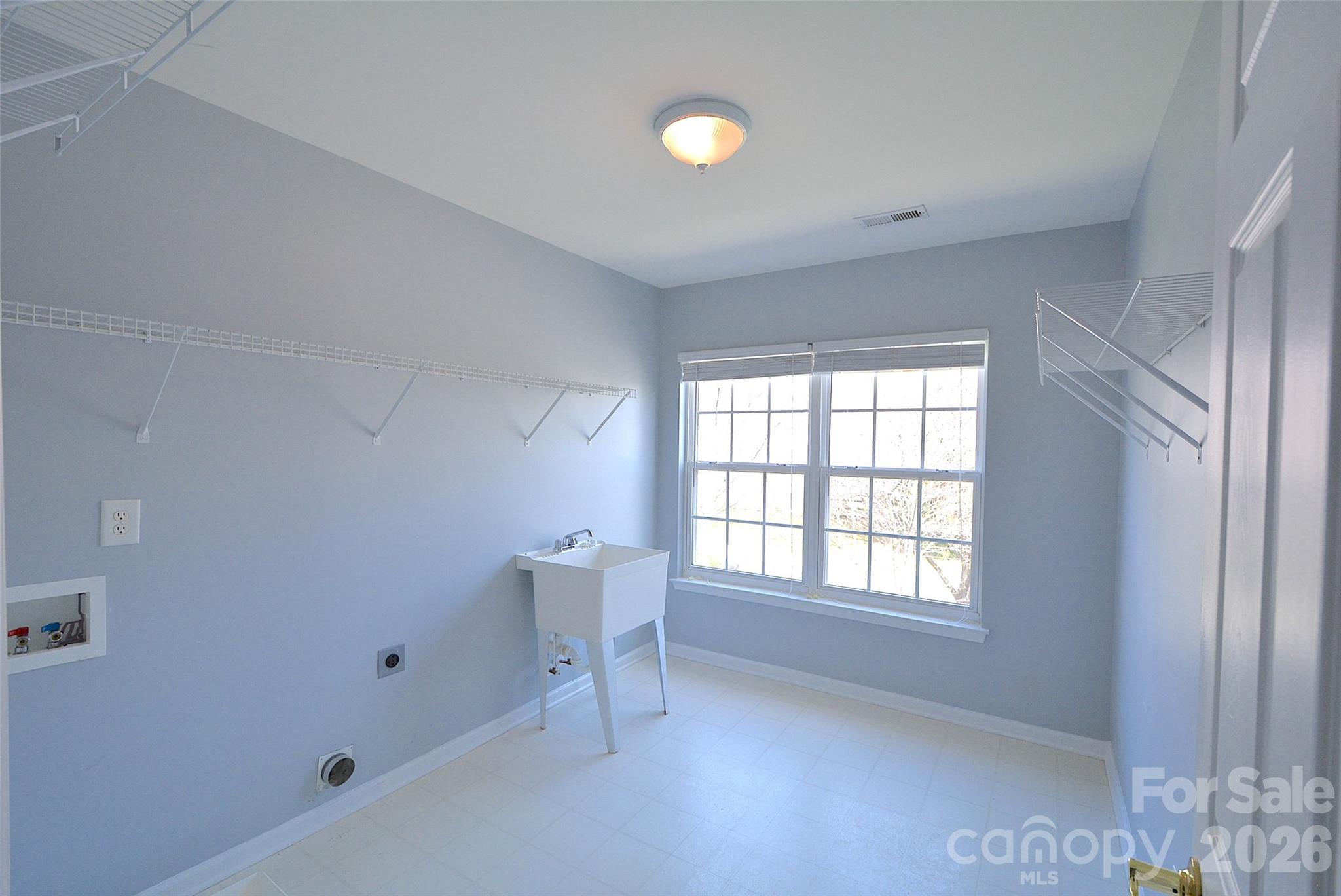 9815 Steed Court — Charlotte