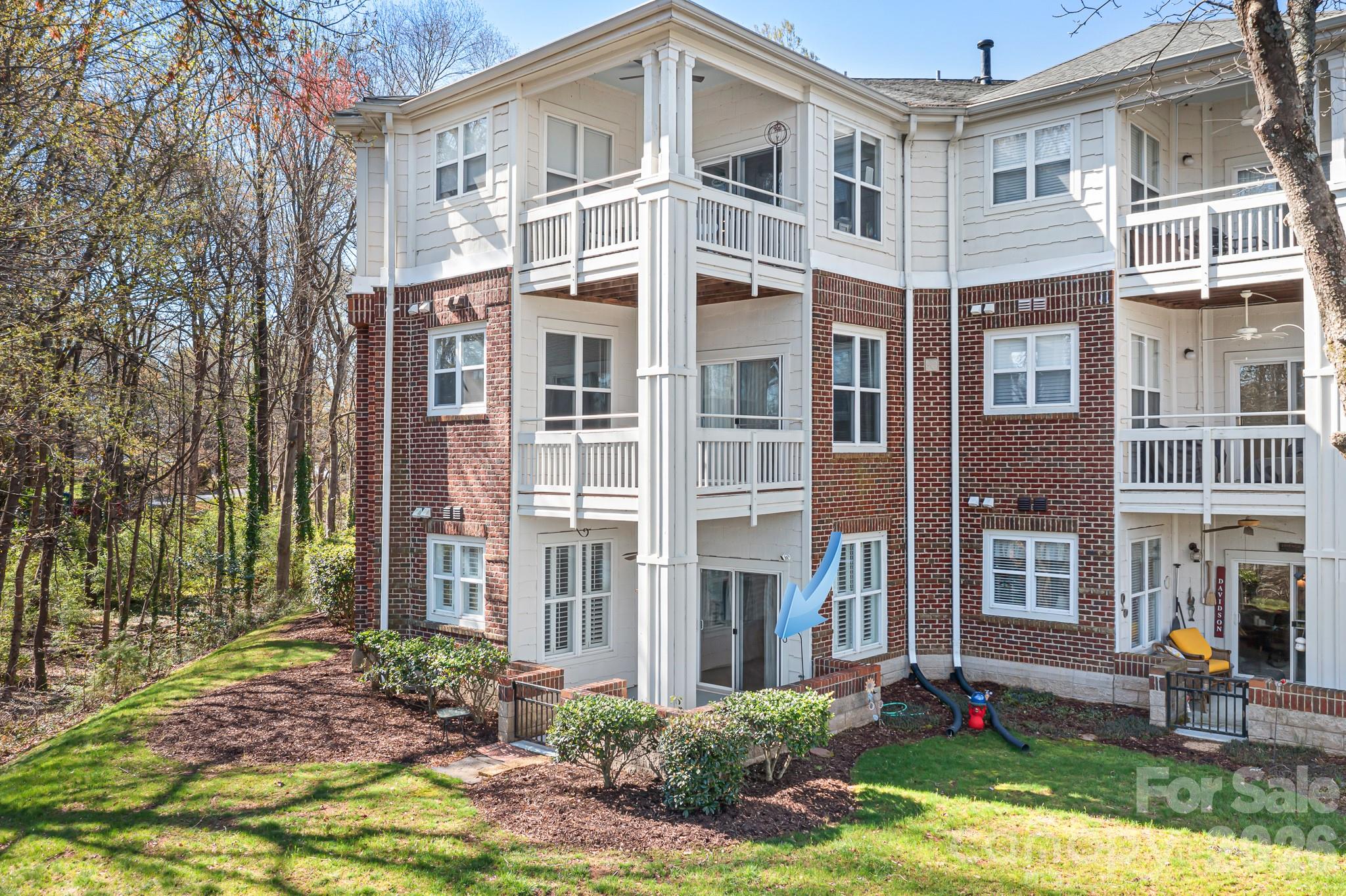 714 Northeast Drive #52 — Davidson
