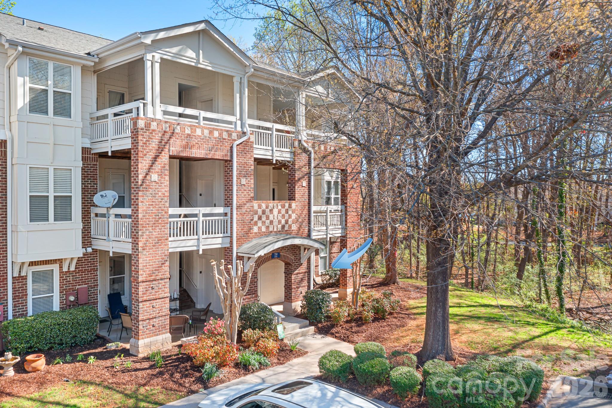714 Northeast Drive #52 — Davidson