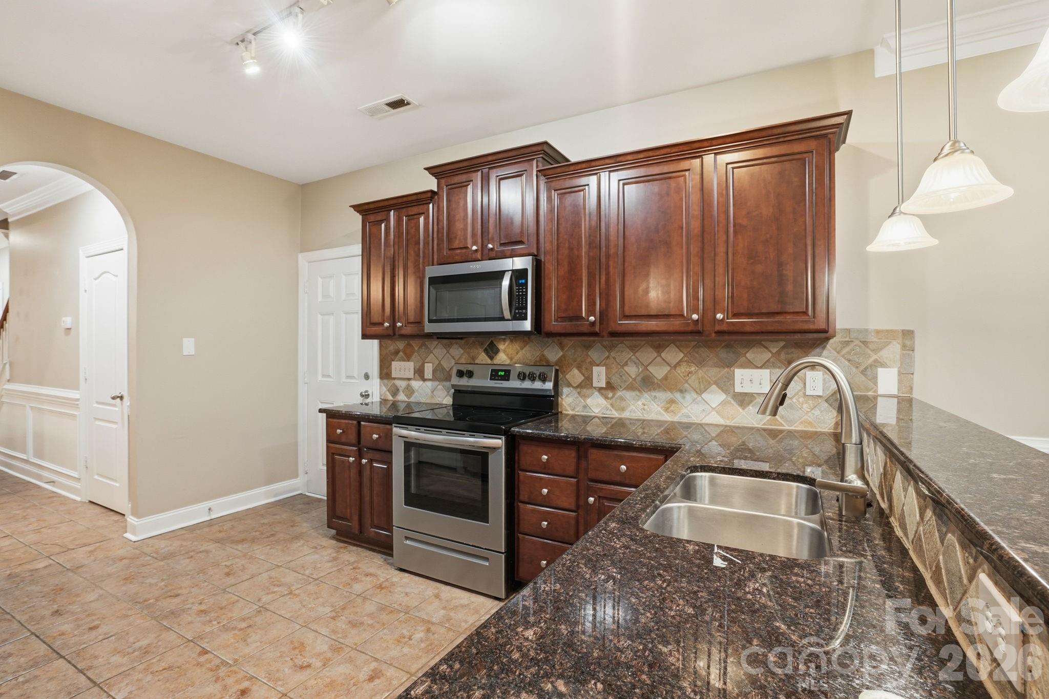 13062 Windy Lea Lane — Huntersville
