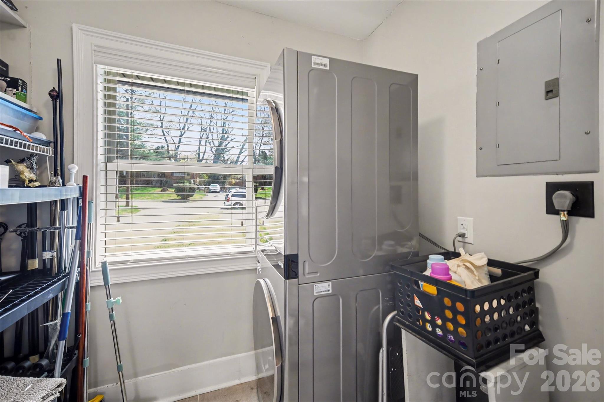 3945 Winfield Drive — Charlotte