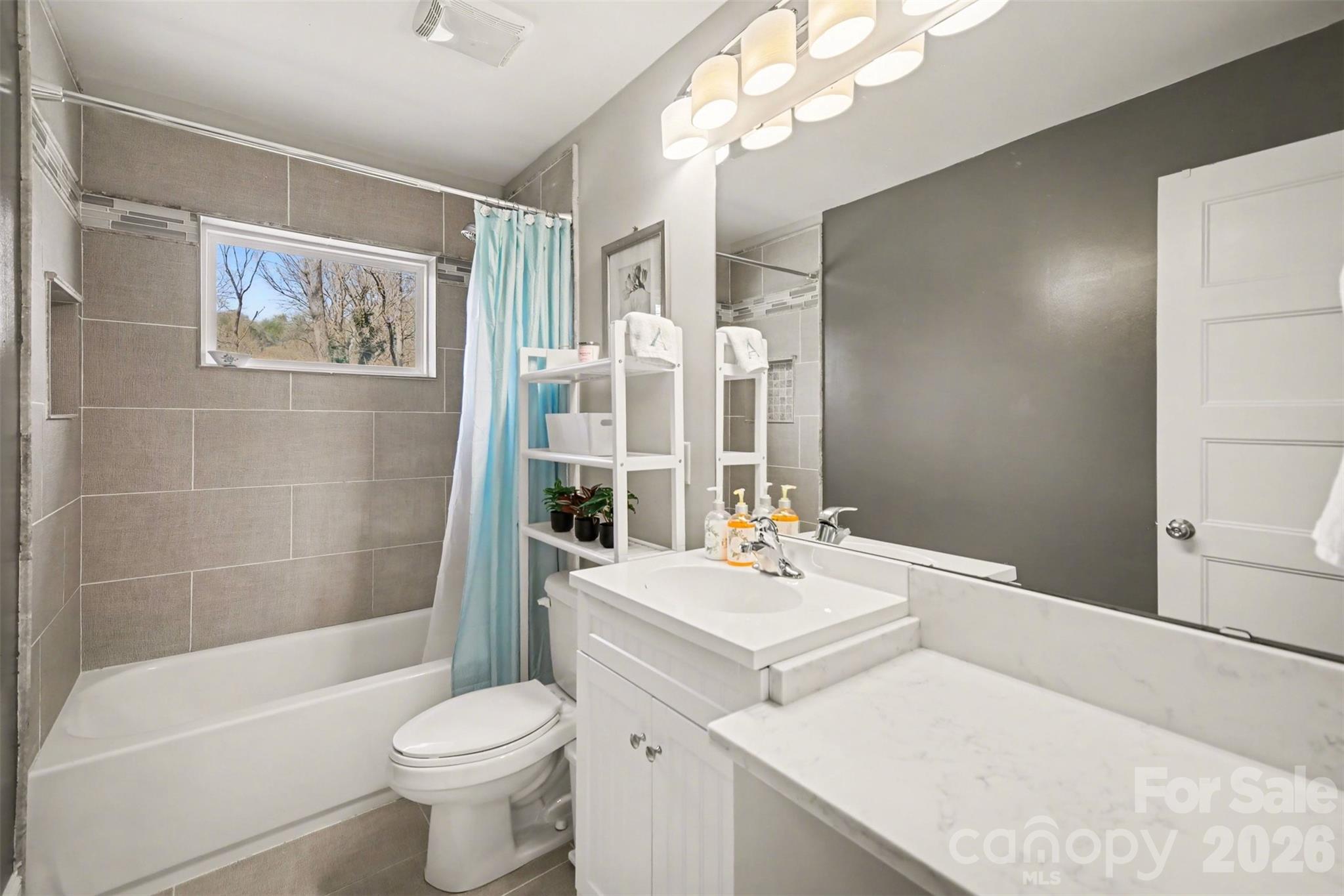 3945 Winfield Drive — Charlotte