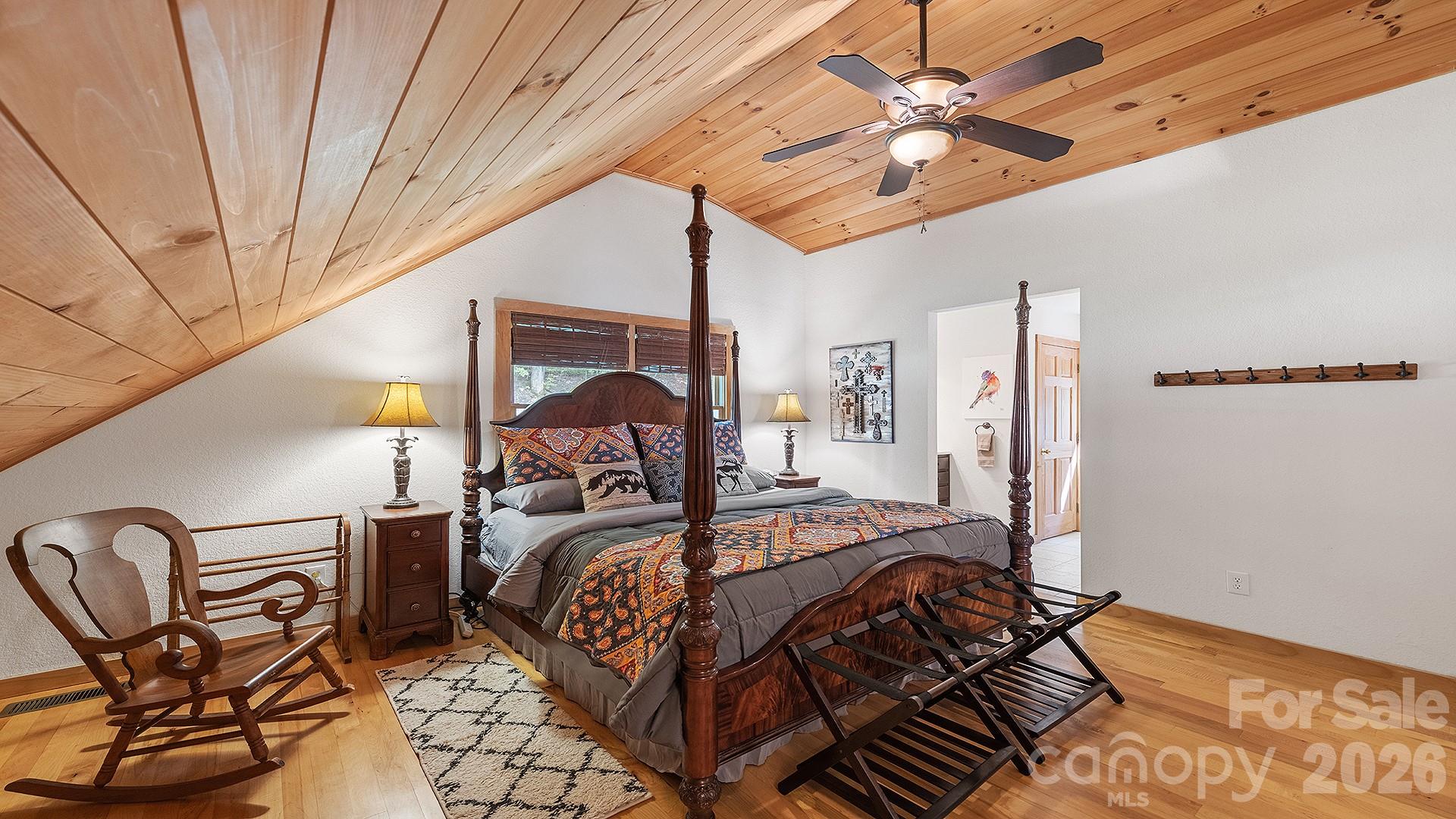616 Appaloosa Trail — Waynesville