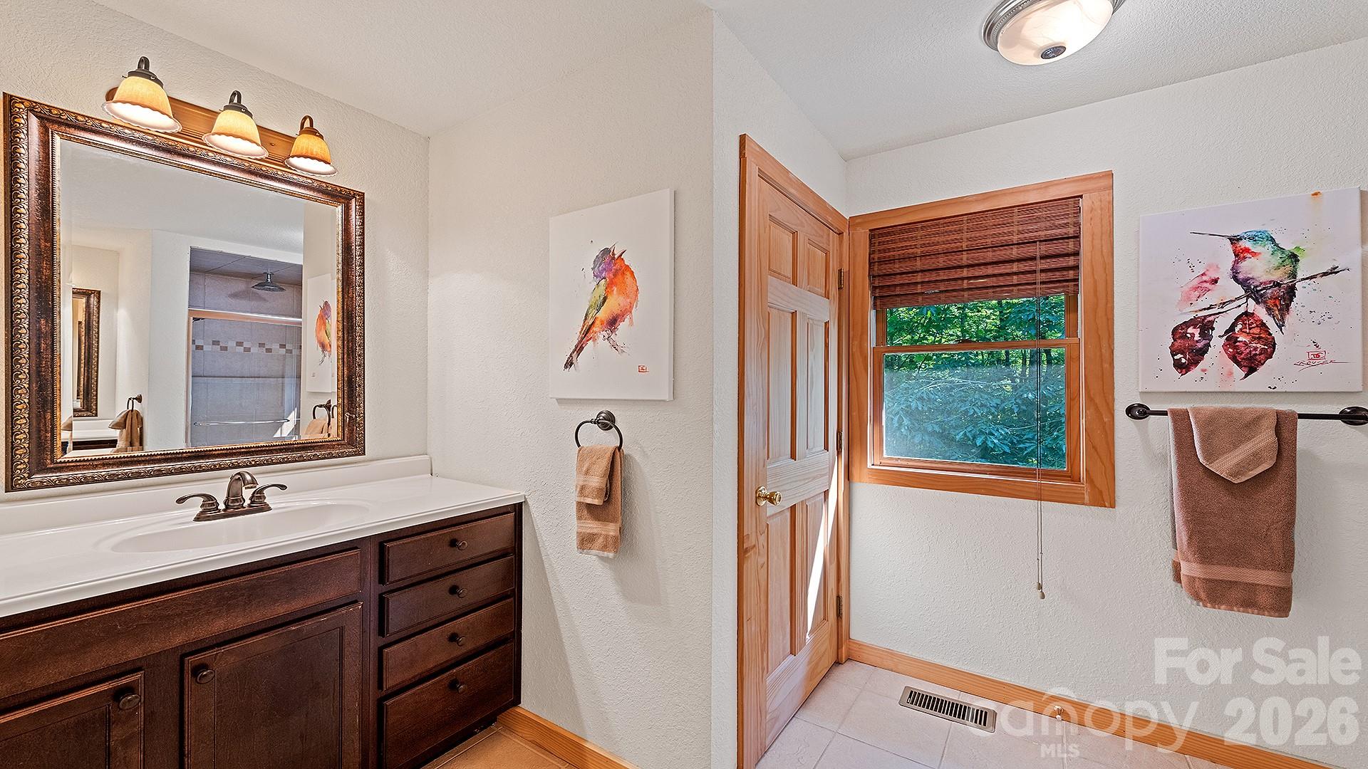 616 Appaloosa Trail — Waynesville