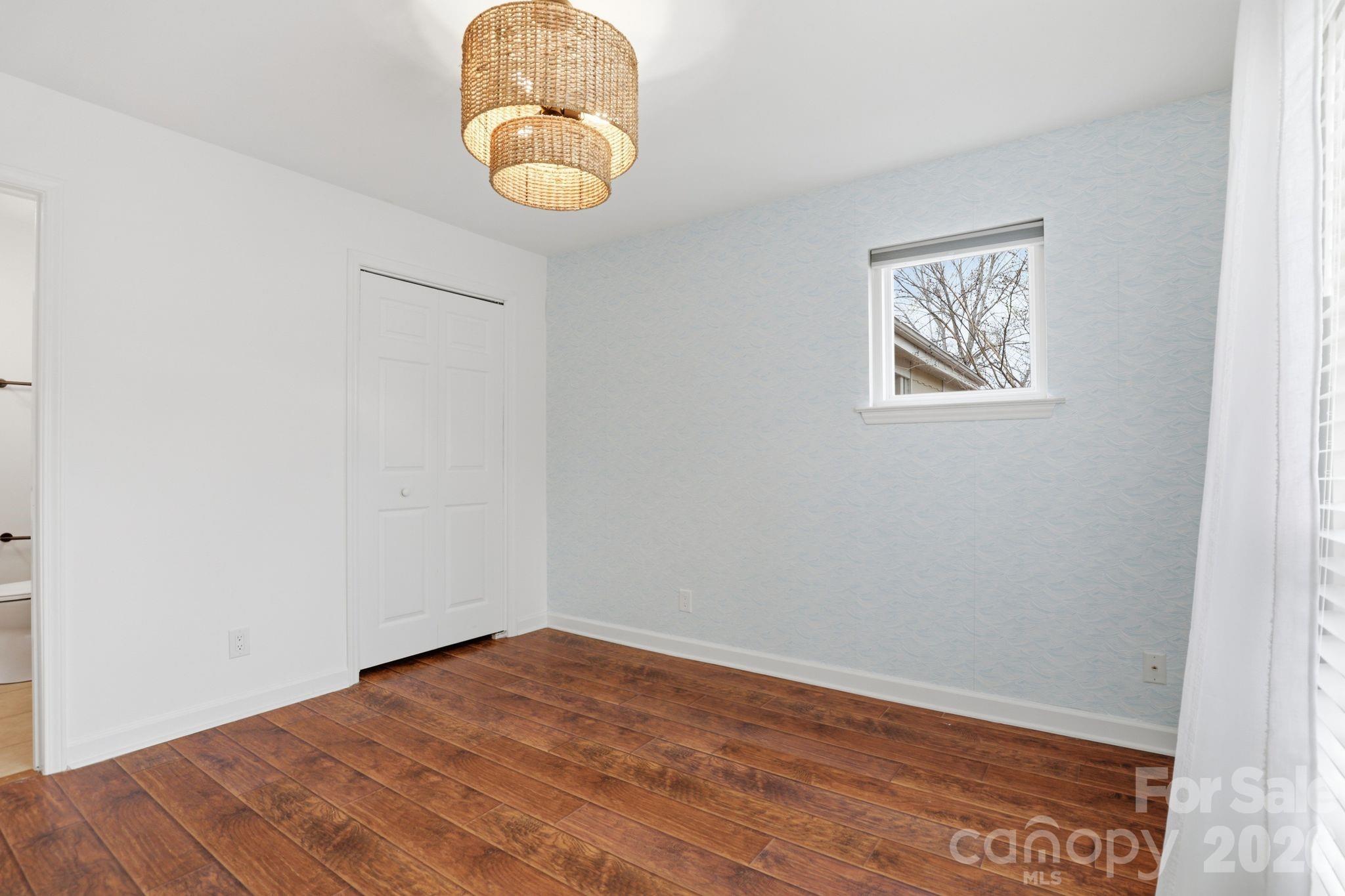 18009 Kings Point Drive #R — Cornelius