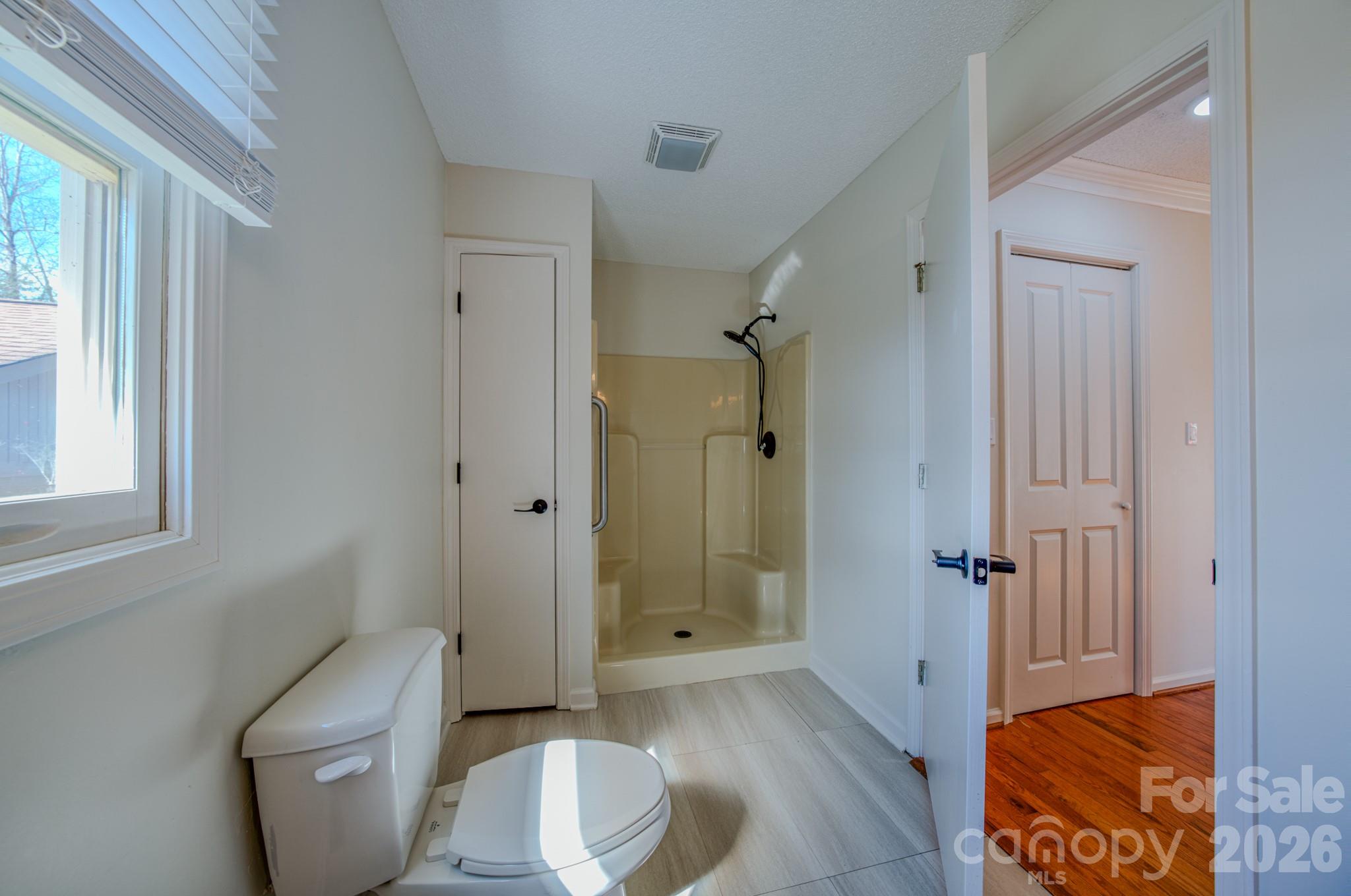 4 Hedgerose Court #D — Asheville