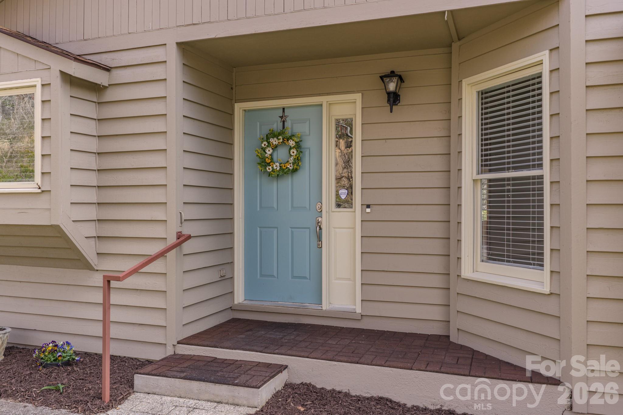 4 Hedgerose Court #D — Asheville