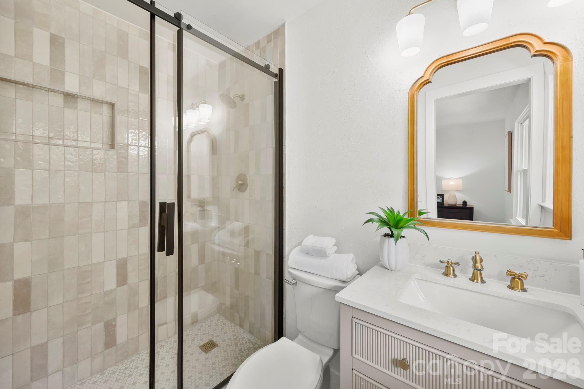 4211 Dunwoody Drive — Charlotte