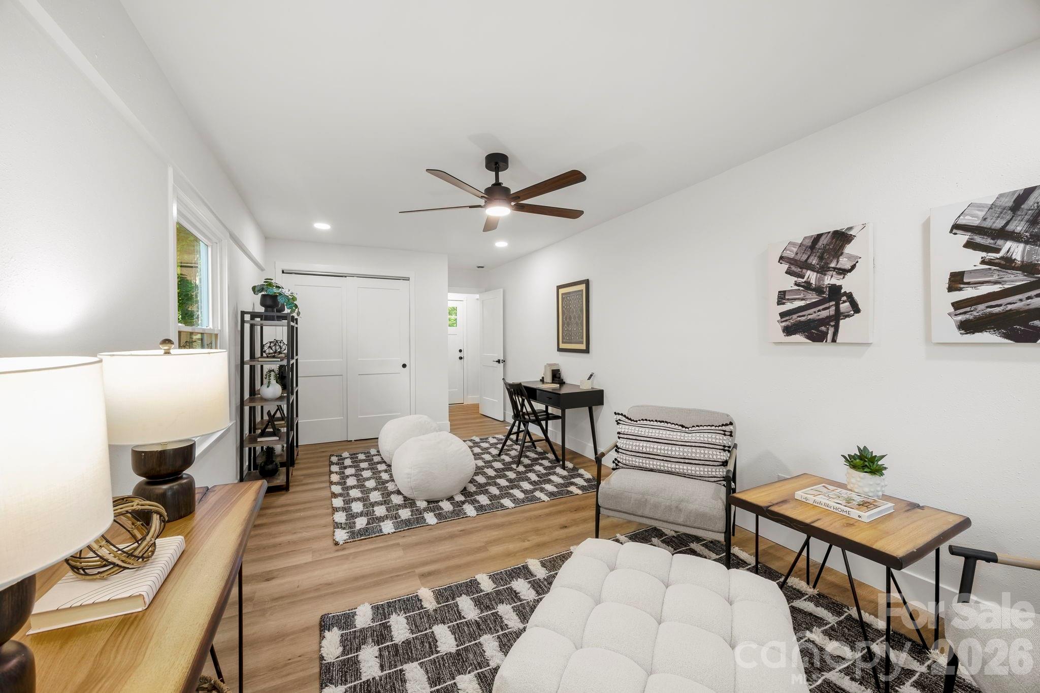 4211 Dunwoody Drive — Charlotte