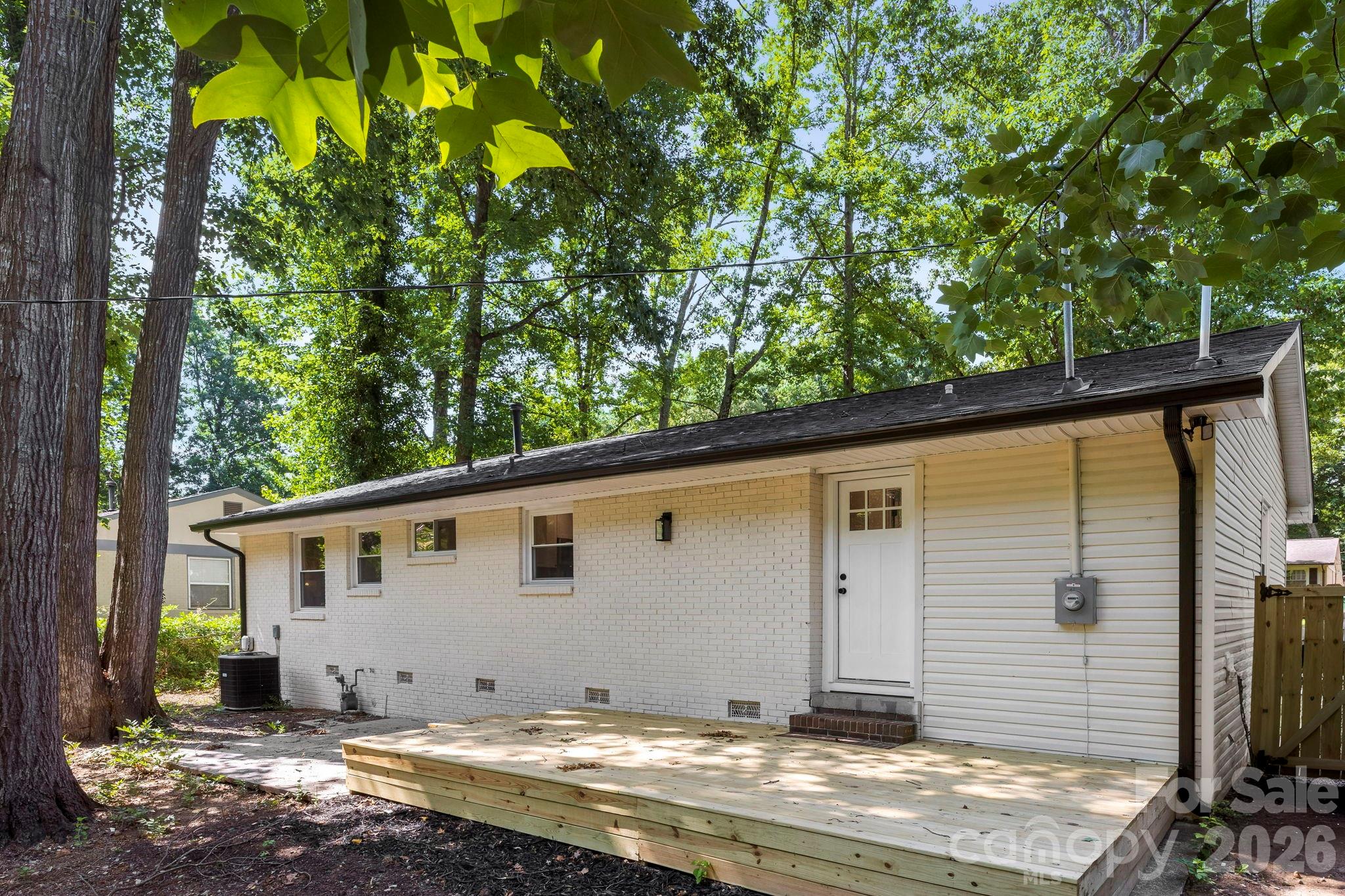 4211 Dunwoody Drive — Charlotte