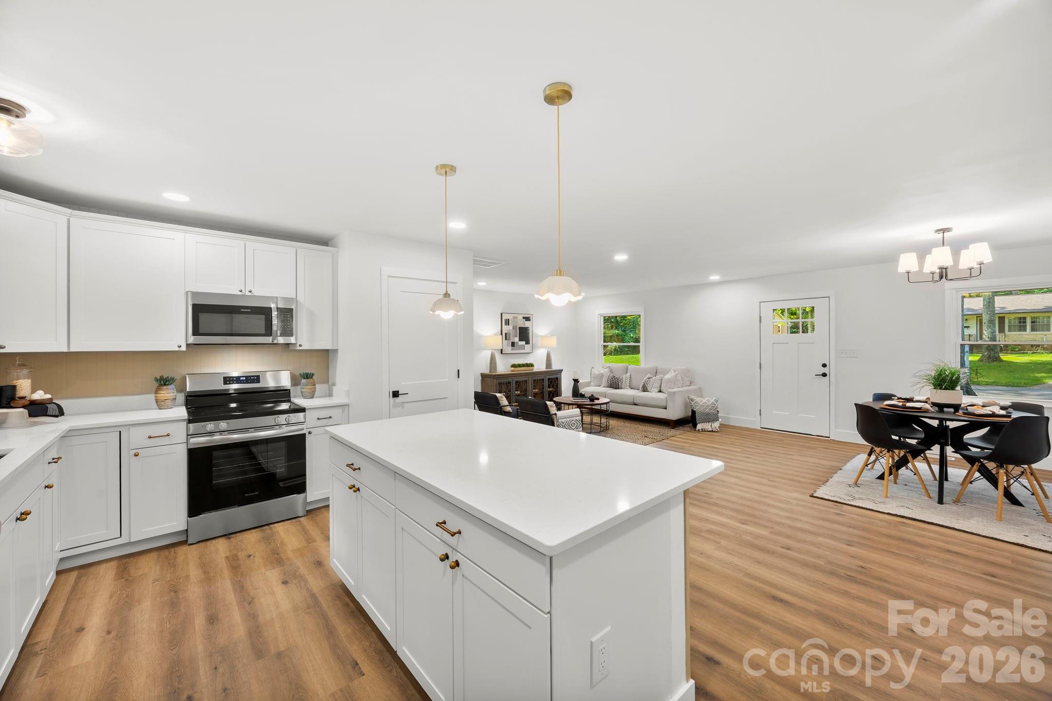 4211 Dunwoody Drive — Charlotte