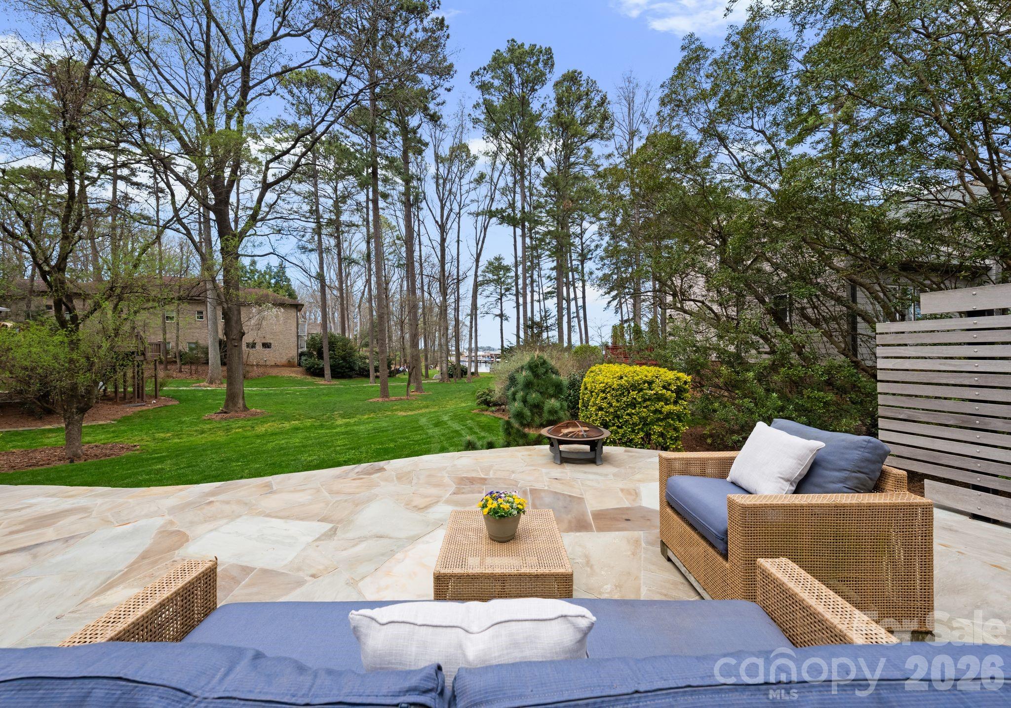 16208 Weatherly Way — Huntersville