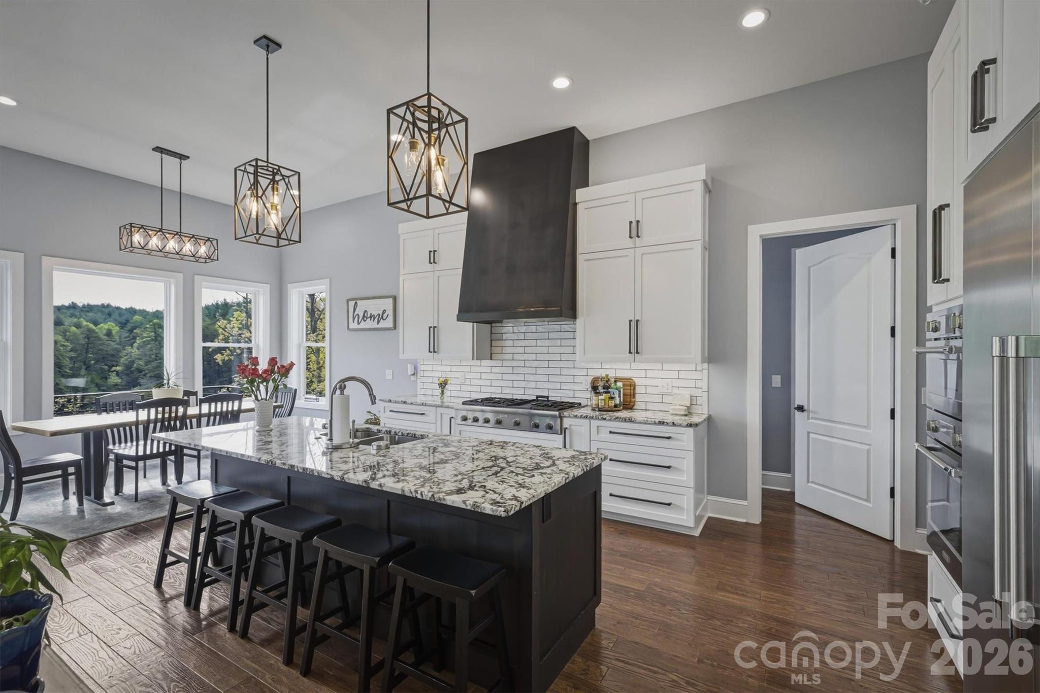 10 Otter Cove Court — Nebo
