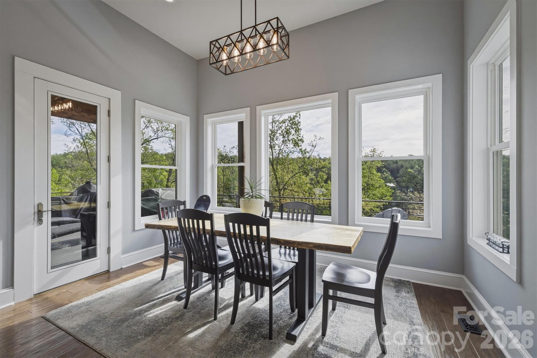 10 Otter Cove Court — Nebo