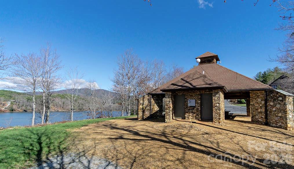 10 Otter Cove Court — Nebo