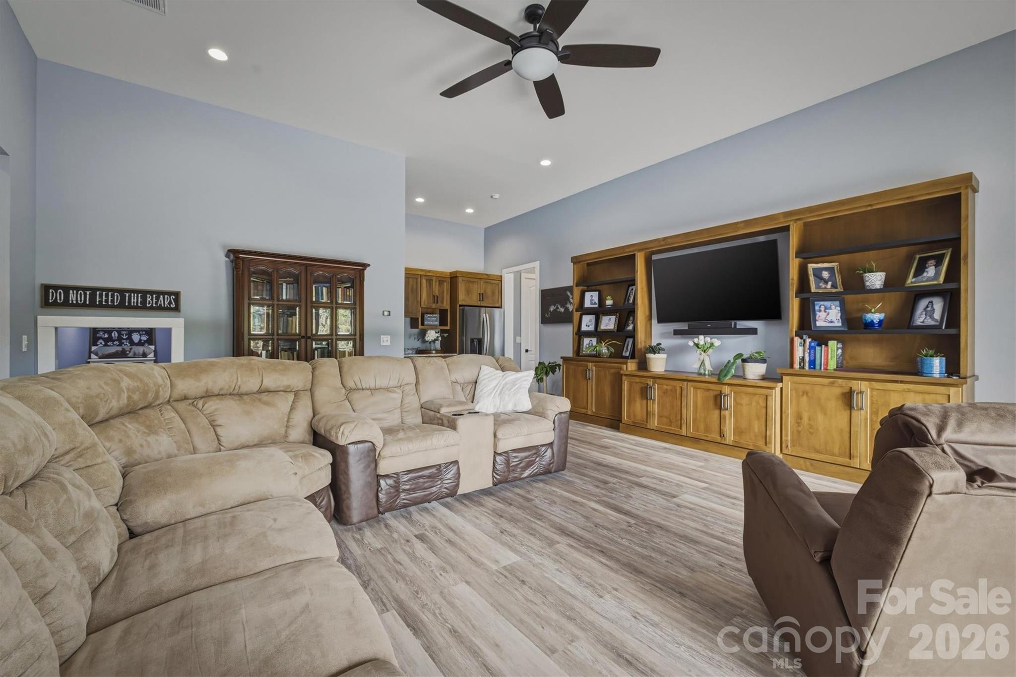 10 Otter Cove Court — Nebo