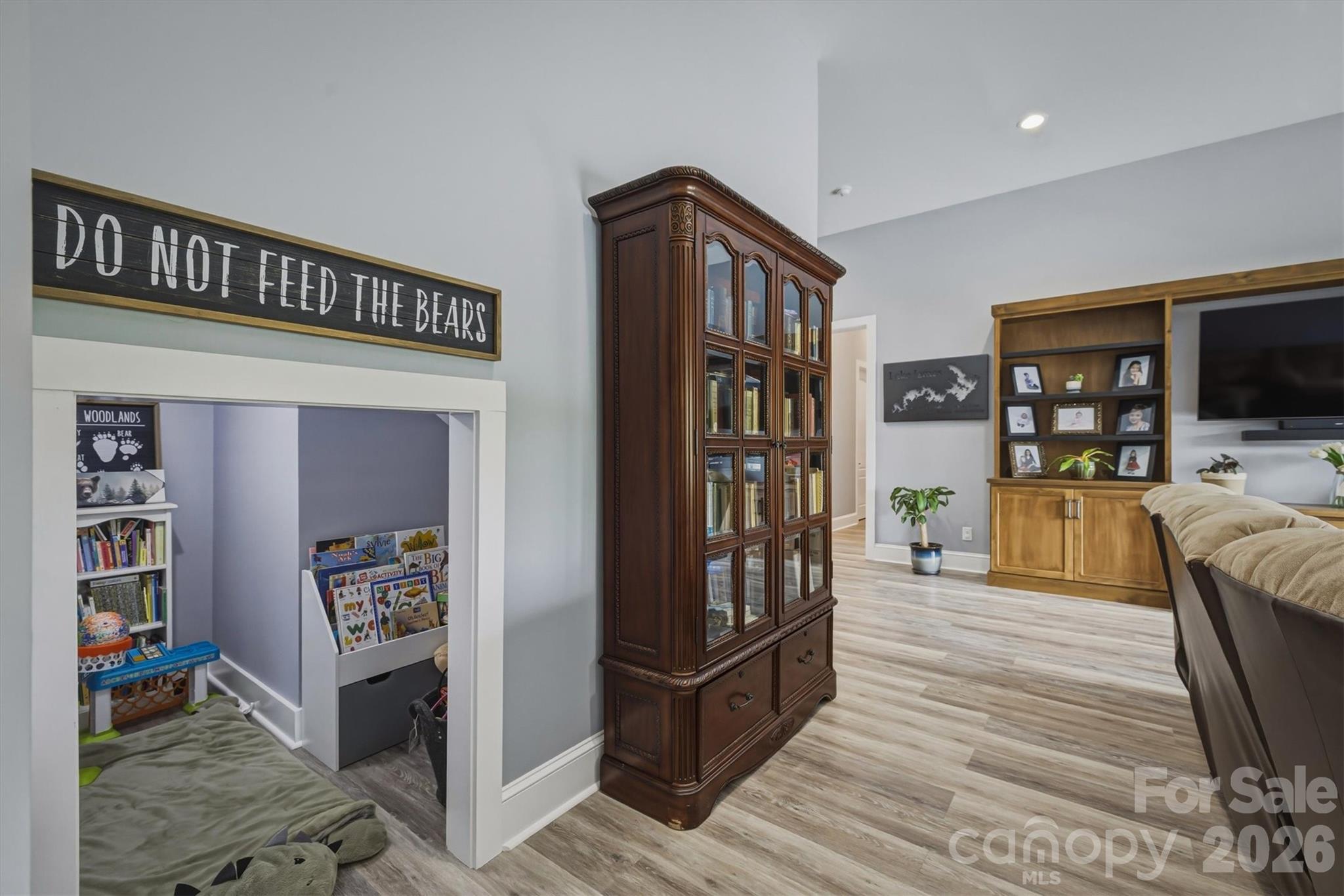 10 Otter Cove Court — Nebo