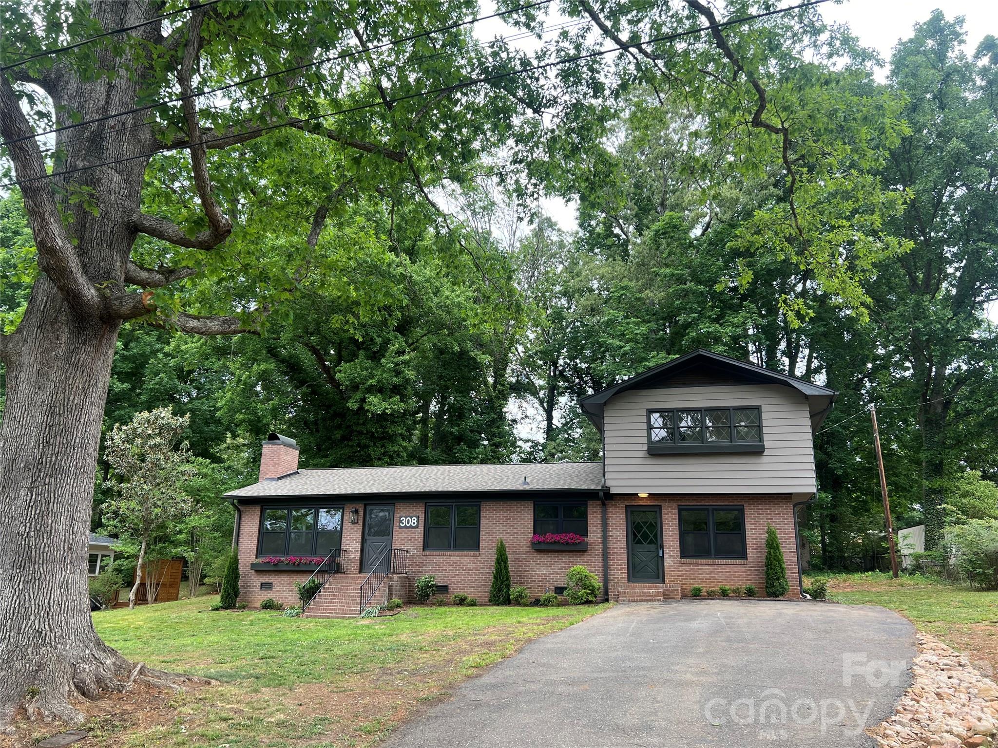 308 Rankin Avenue — Lowell