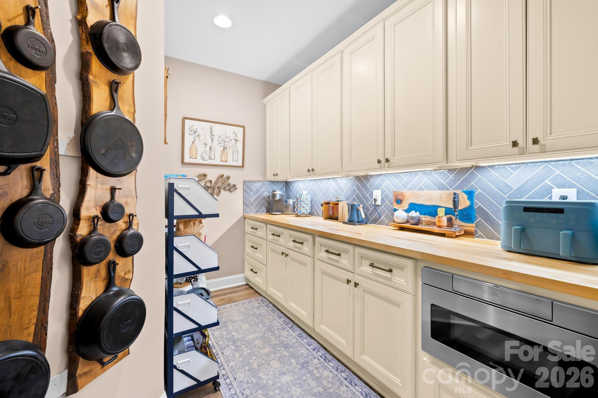 340 Riverwood Road — Mooresville