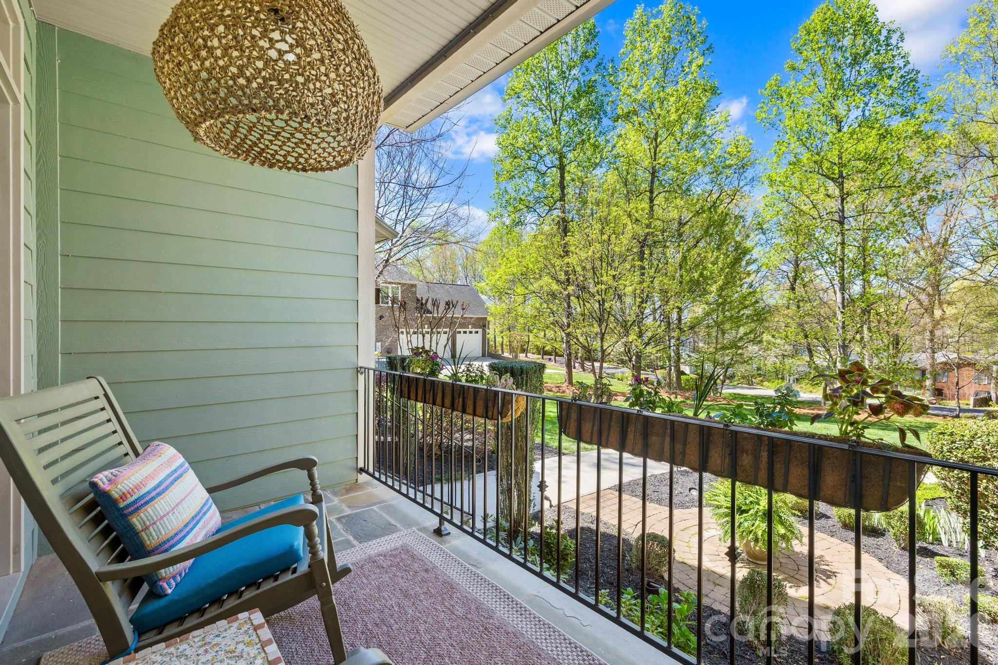 340 Riverwood Road — Mooresville