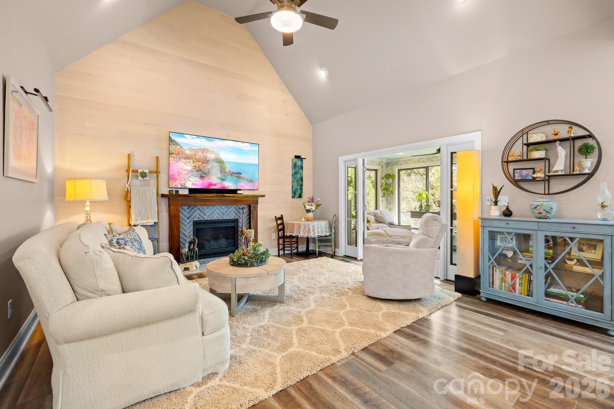 340 Riverwood Road — Mooresville