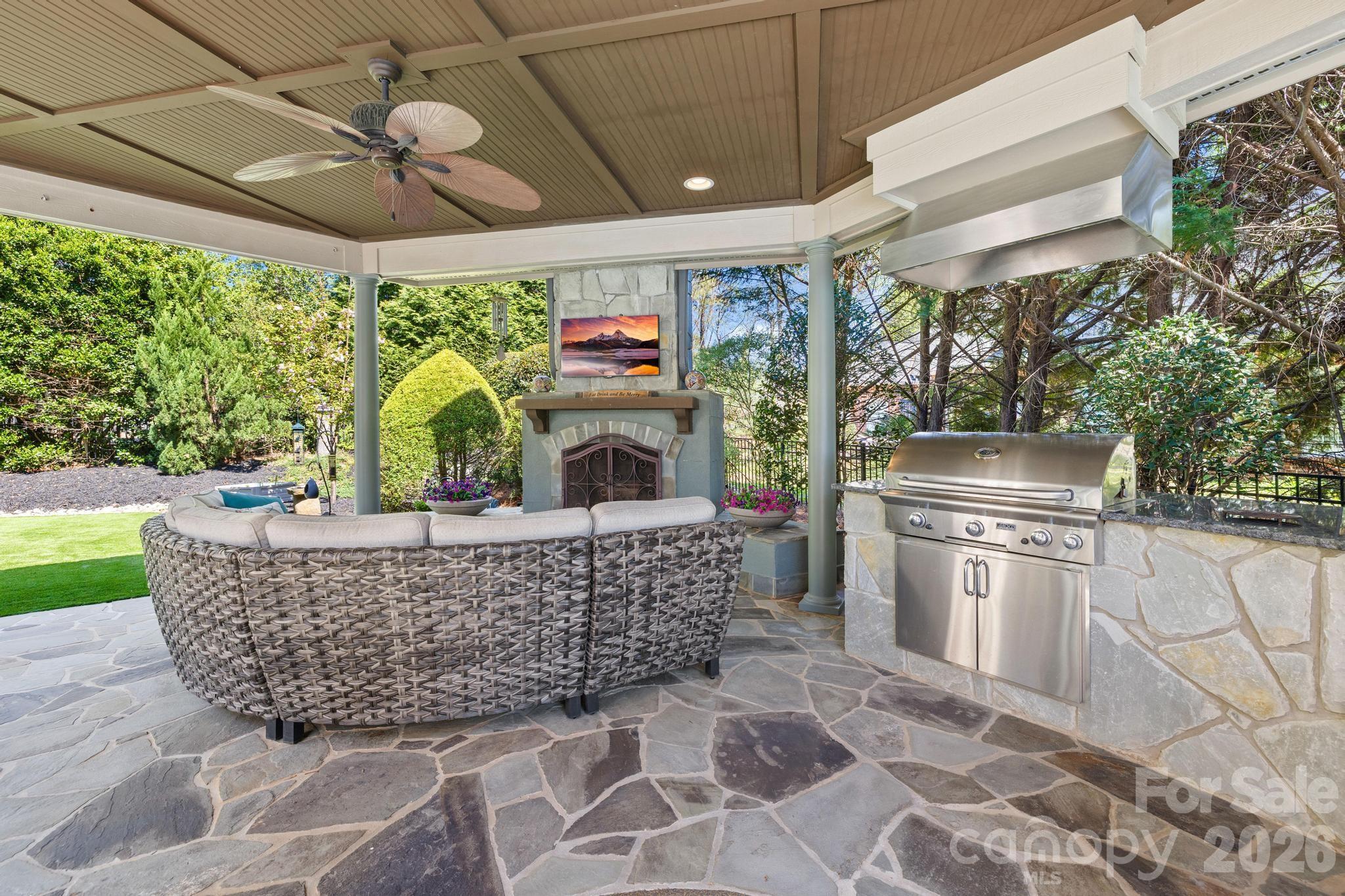 340 Riverwood Road — Mooresville
