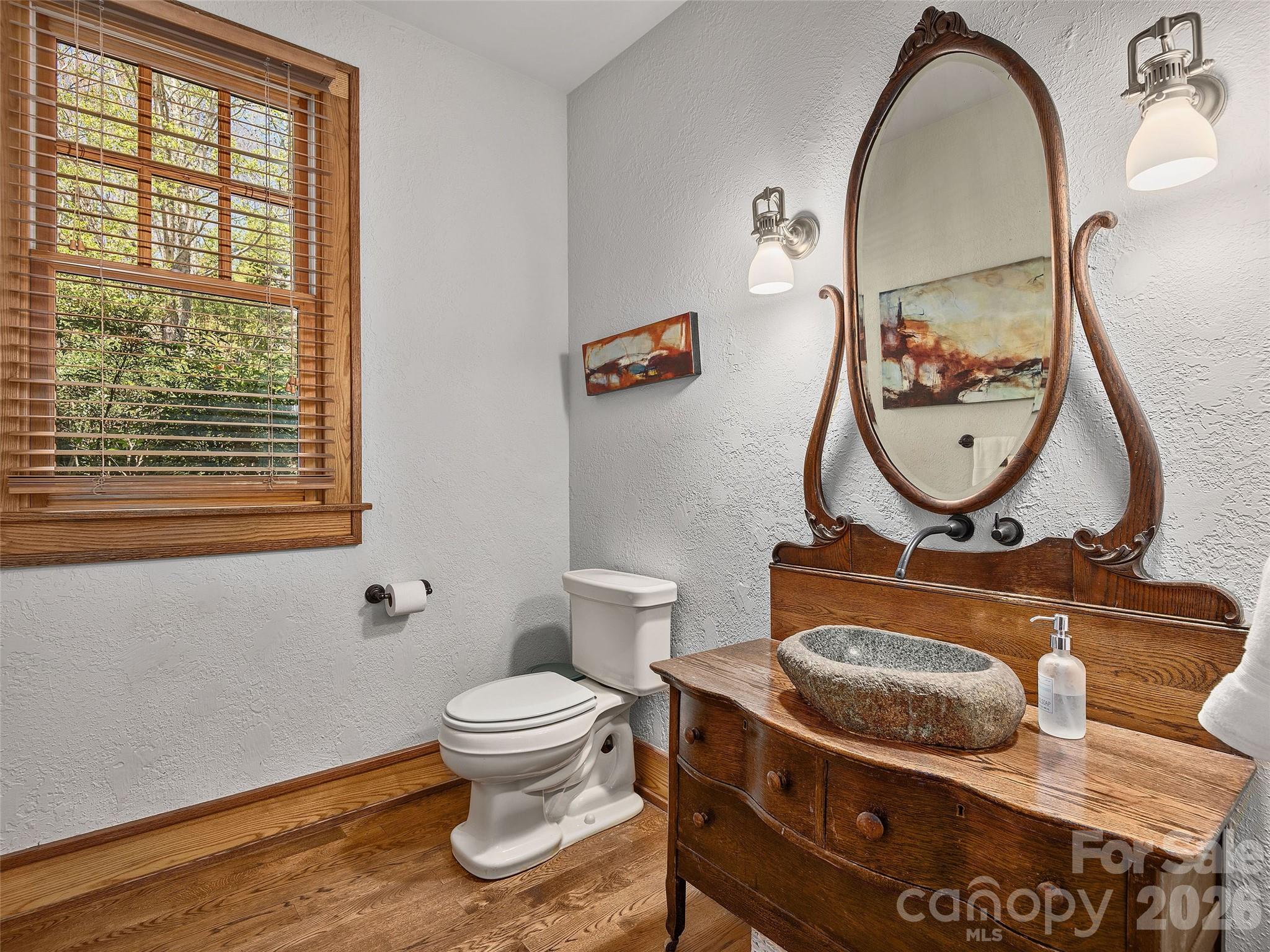 457 Coopers Hawk Drive — Asheville