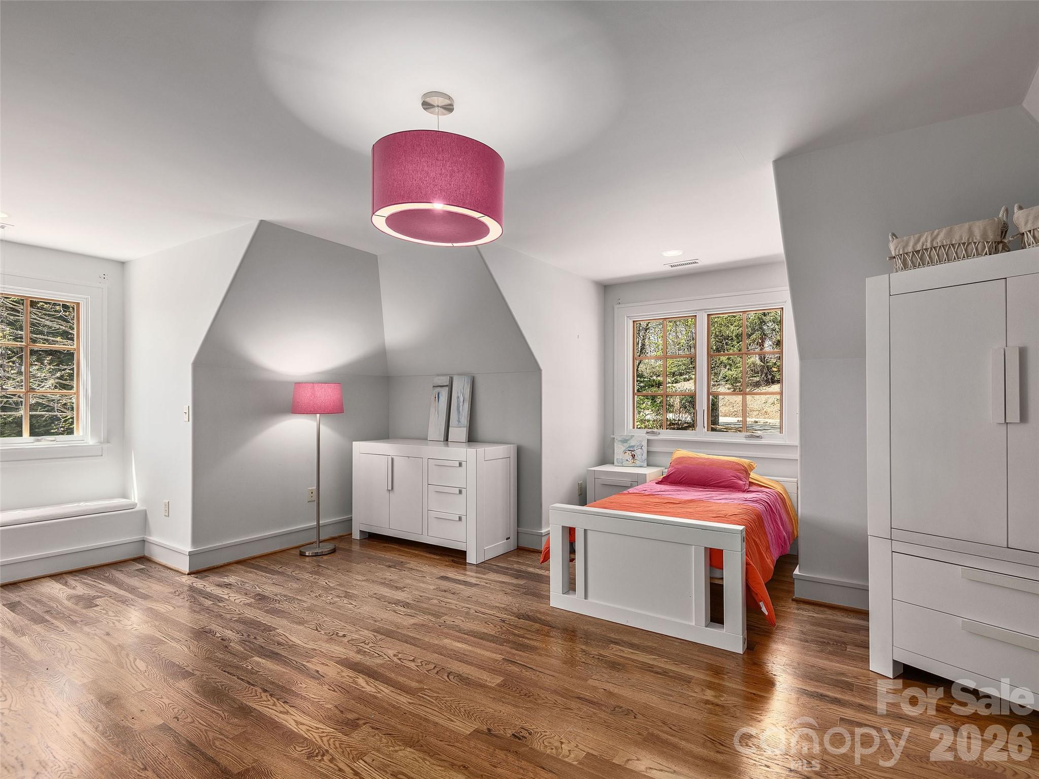 457 Coopers Hawk Drive — Asheville
