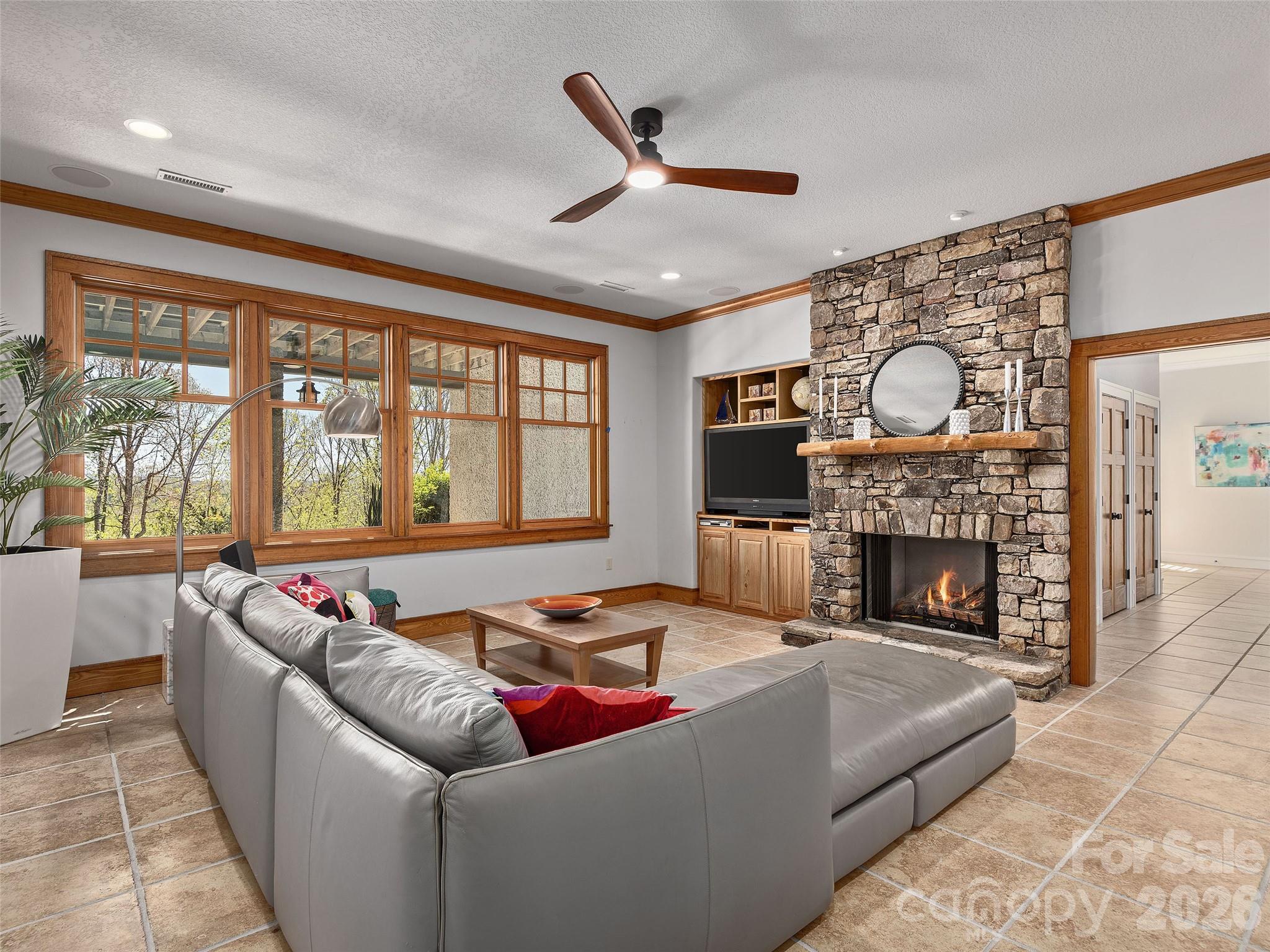 457 Coopers Hawk Drive — Asheville
