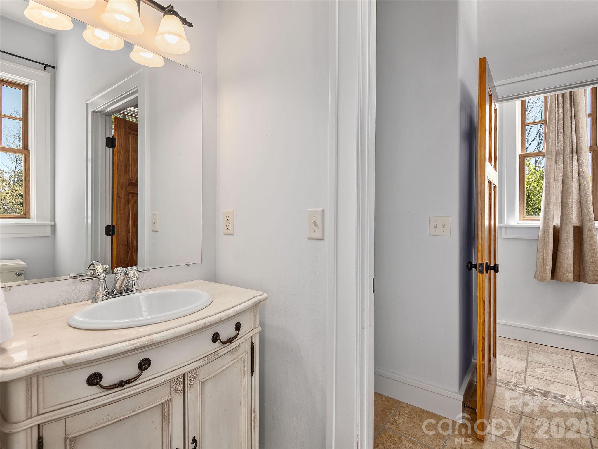 457 Coopers Hawk Drive — Asheville