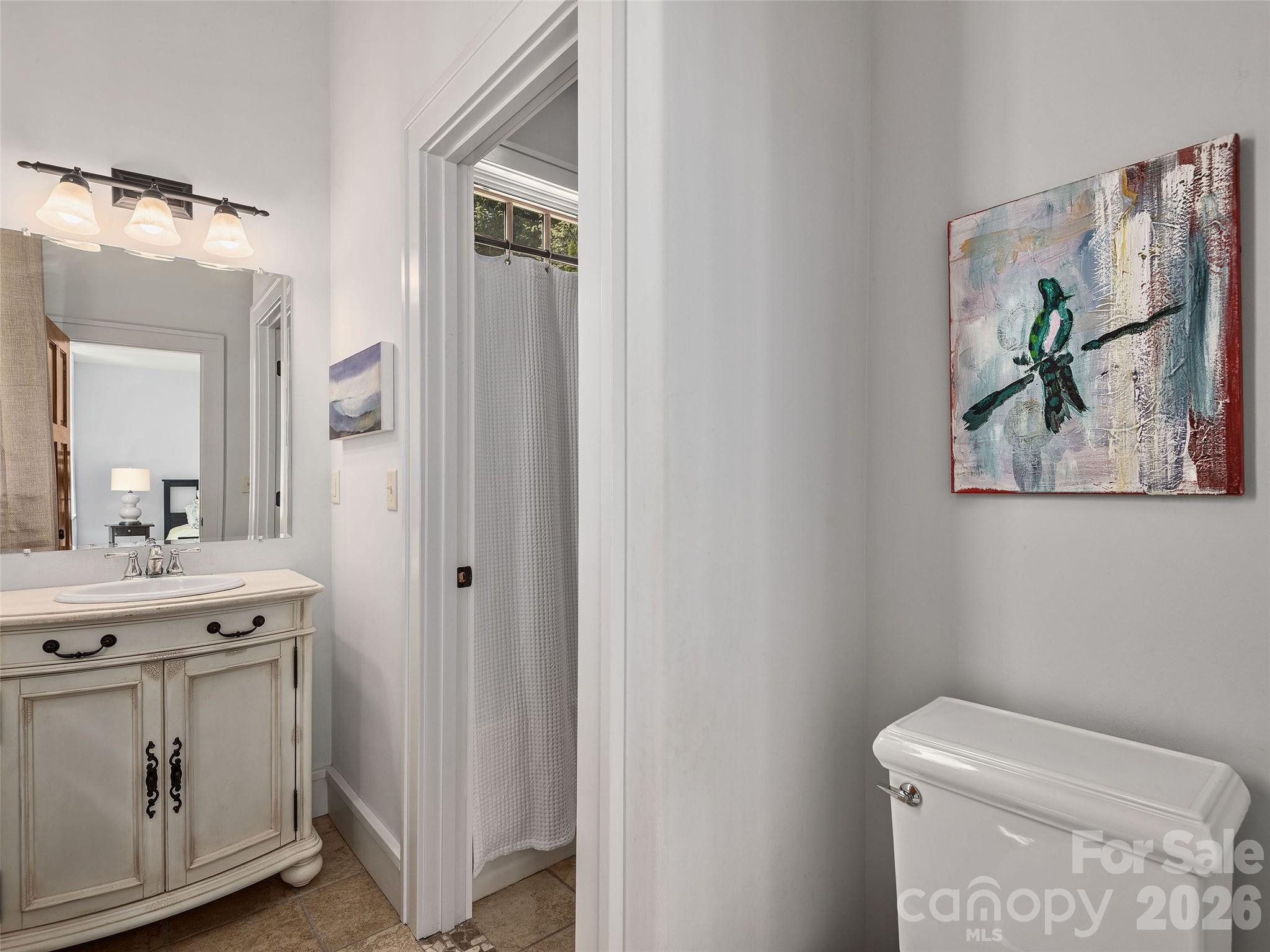 457 Coopers Hawk Drive — Asheville