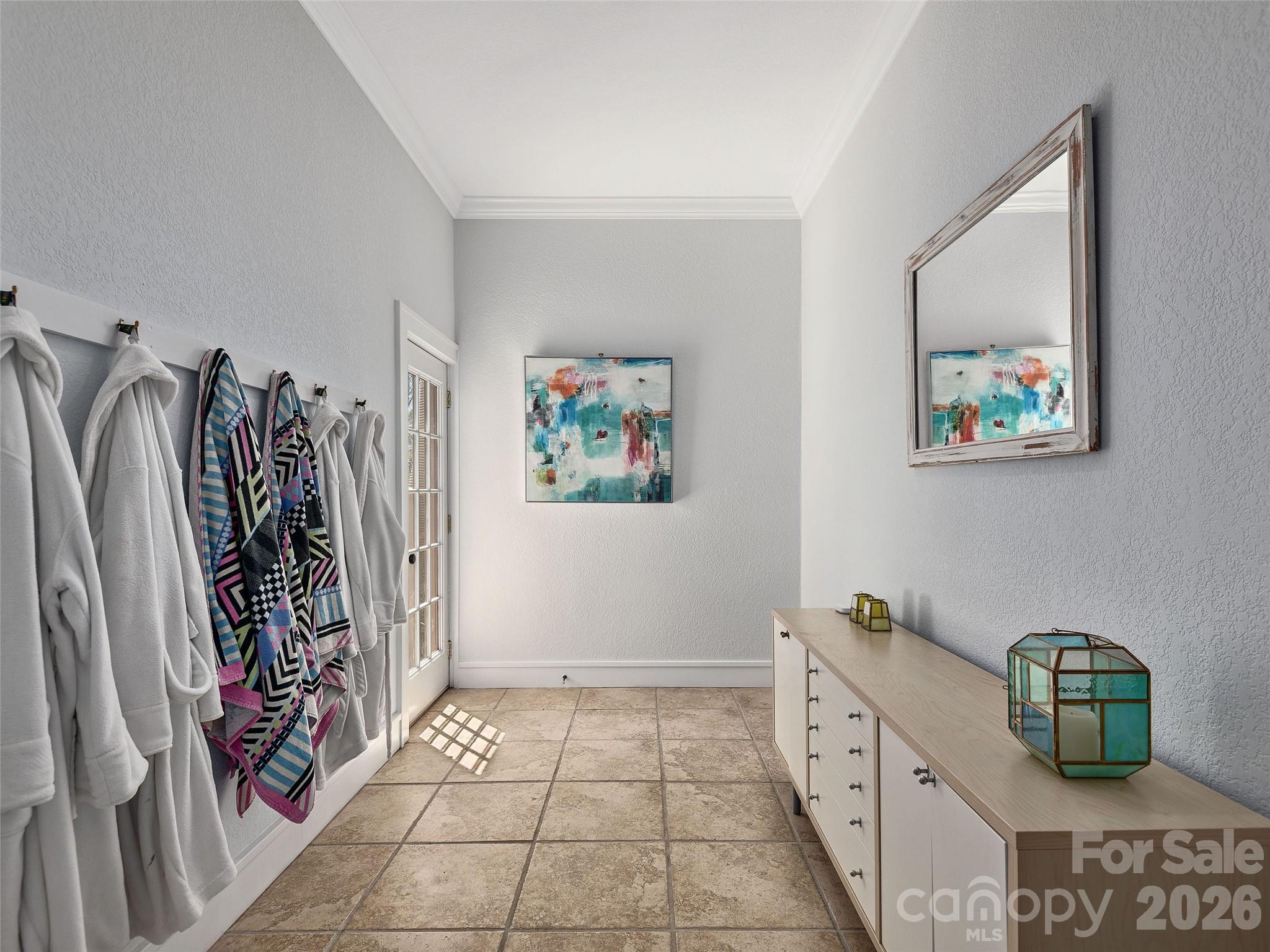 457 Coopers Hawk Drive — Asheville