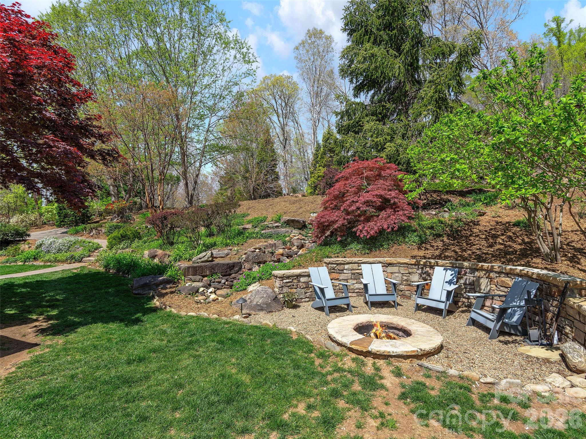 457 Coopers Hawk Drive — Asheville