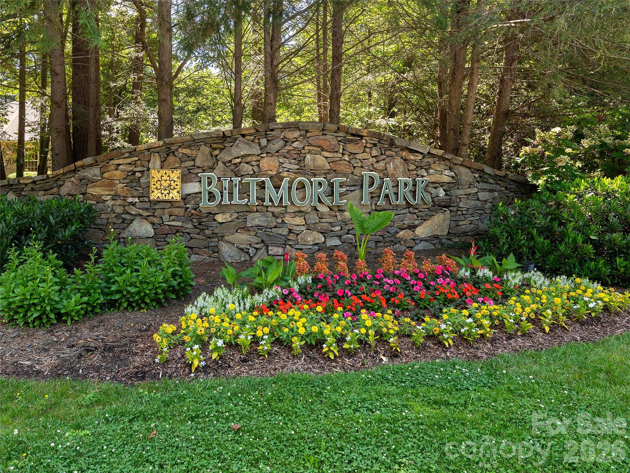 457 Coopers Hawk Drive — Asheville