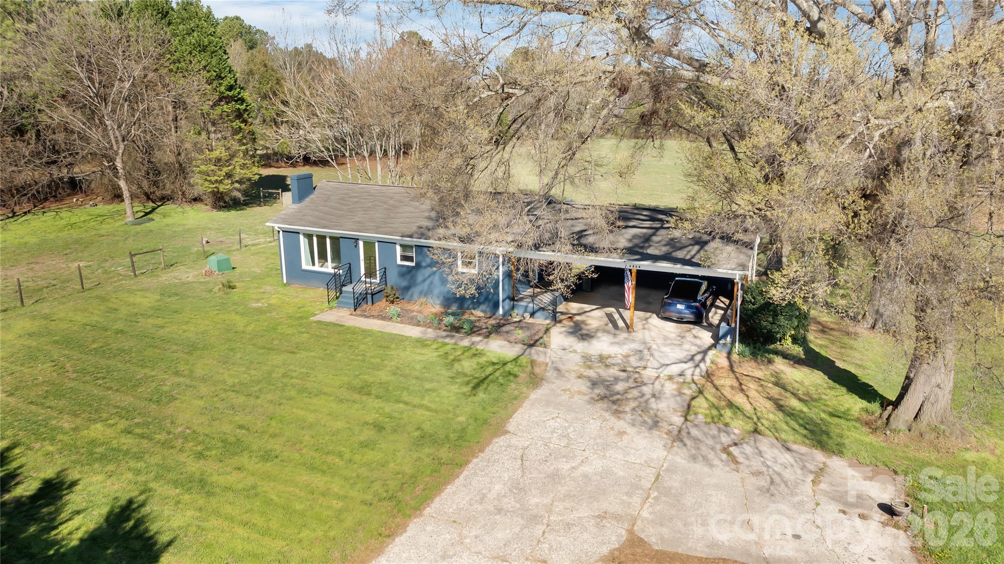 6268 Long Island Road — Catawba