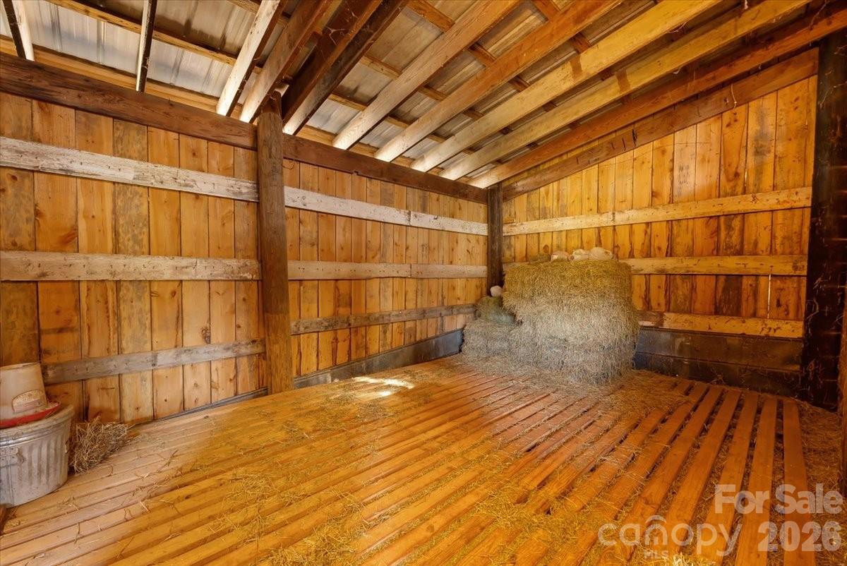 6268 Long Island Road — Catawba