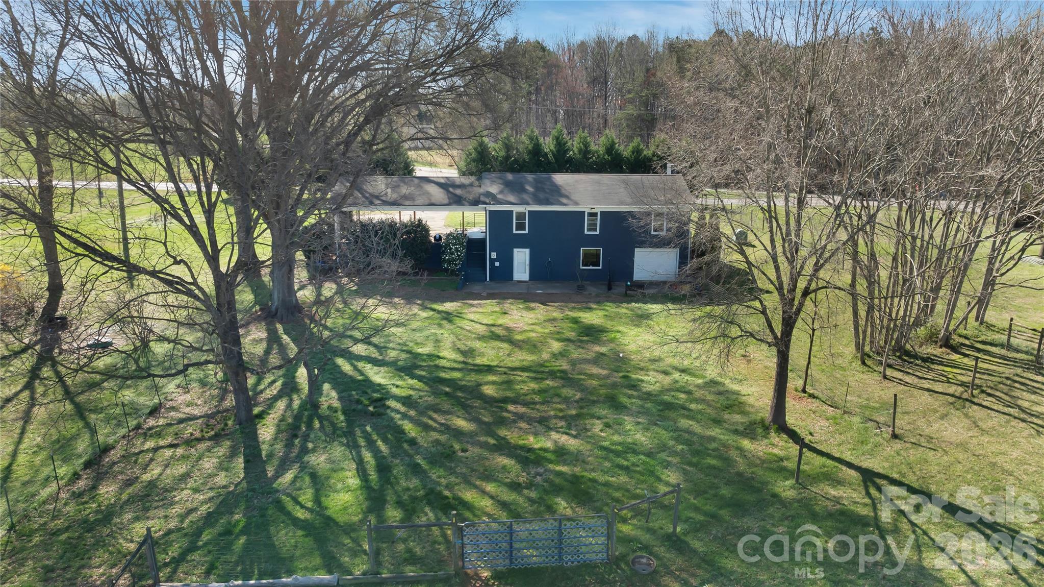 6268 Long Island Road — Catawba