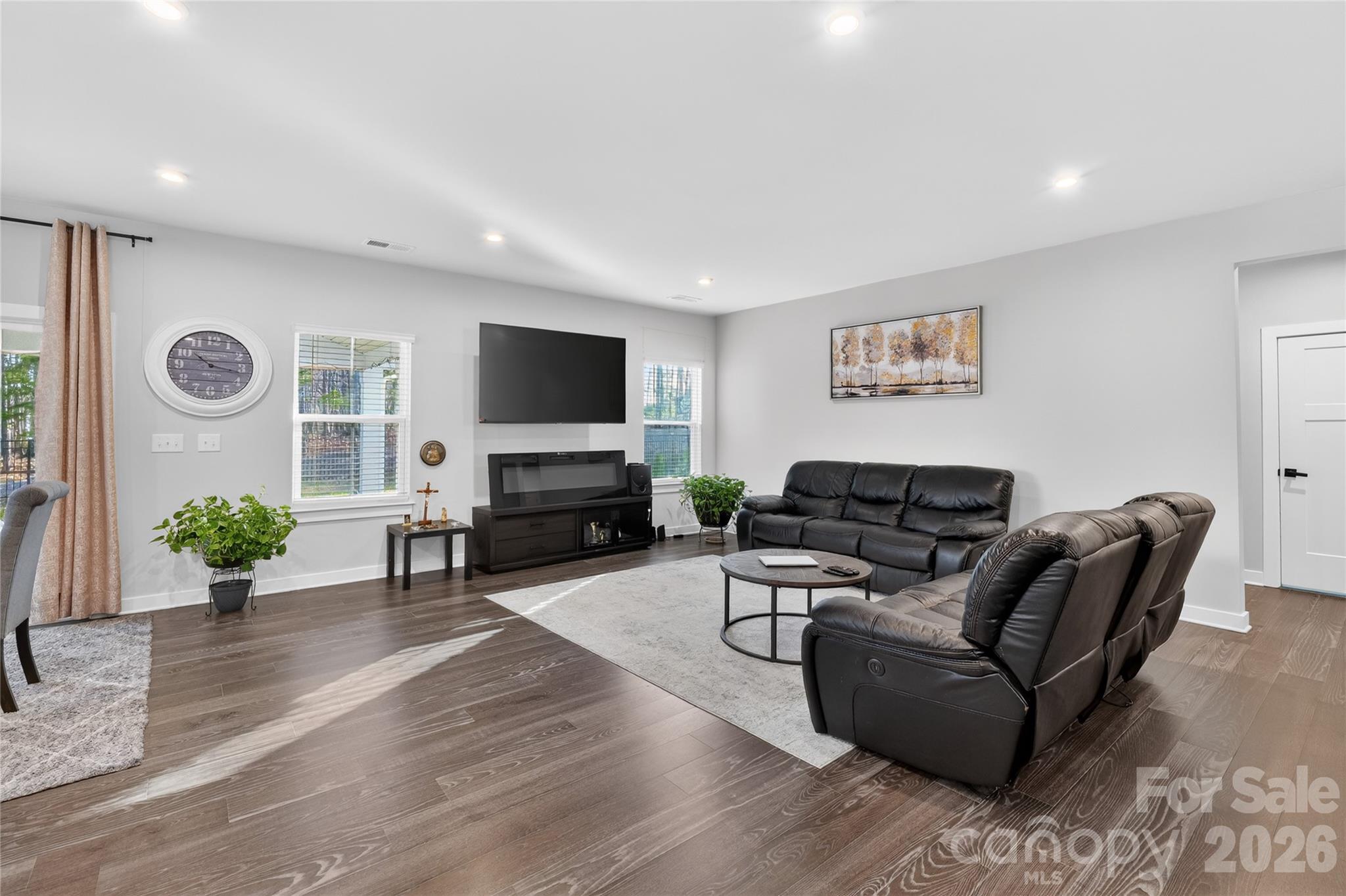 911 Dogwood Creek Lane — Indian Trail