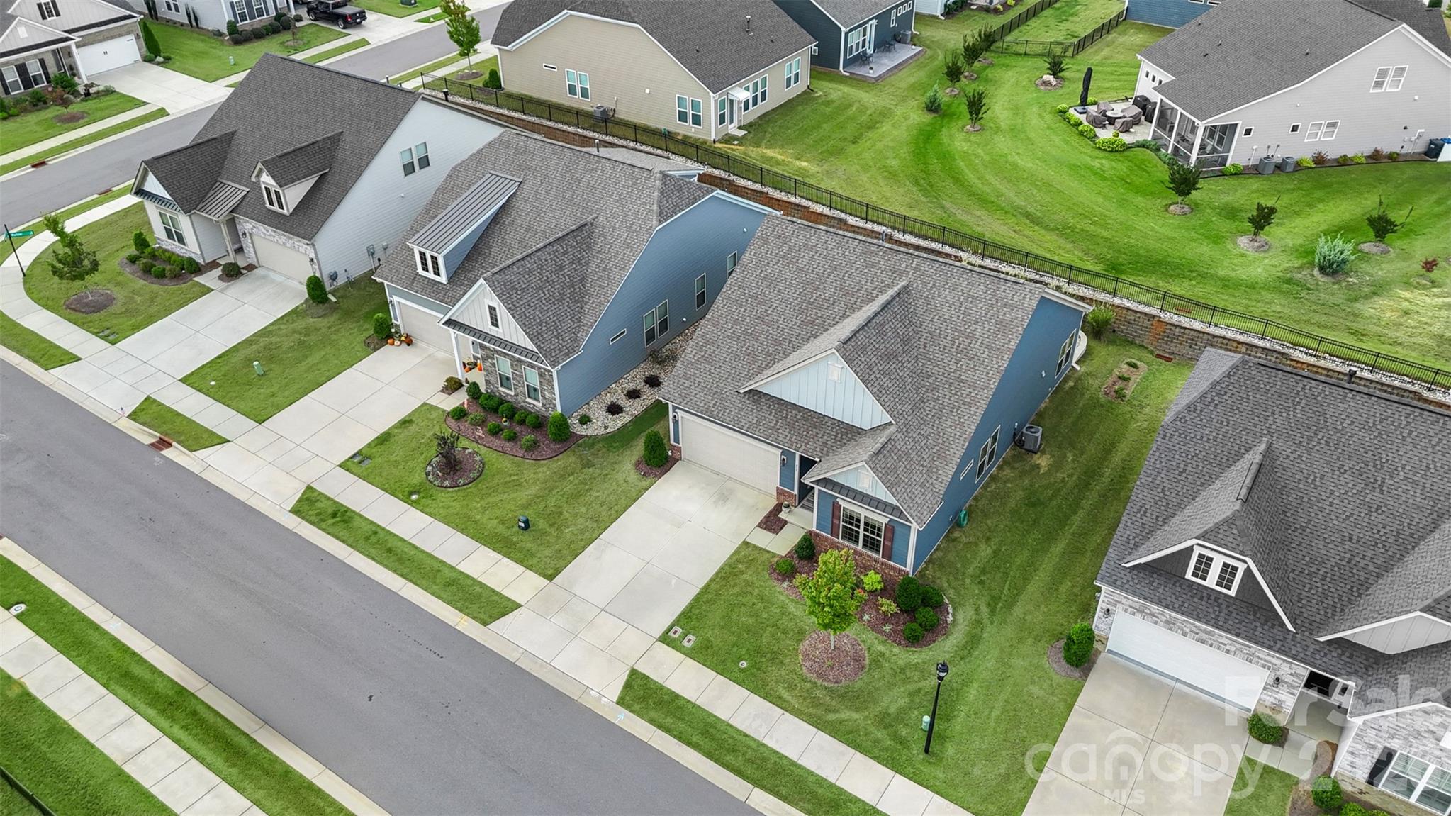 215 Pintail Drive — Monroe