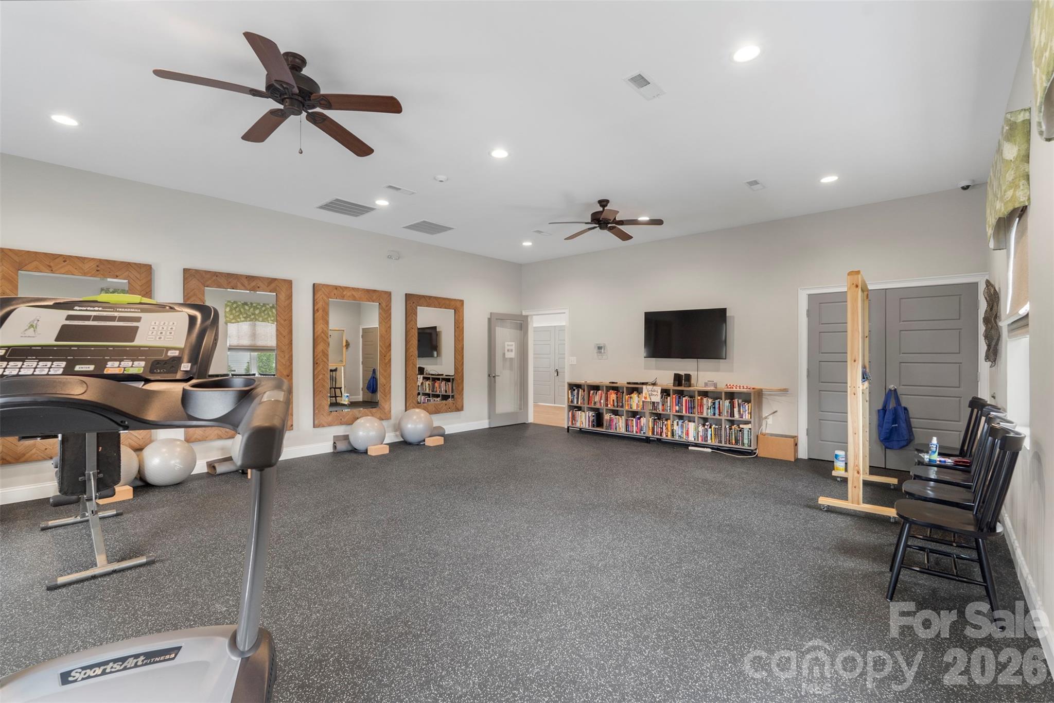 215 Pintail Drive — Monroe
