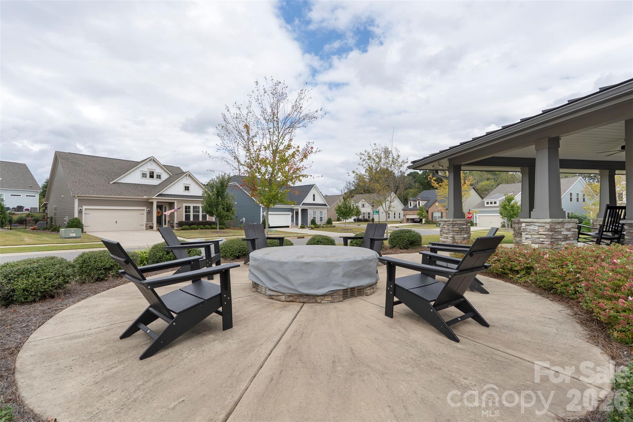 215 Pintail Drive — Monroe