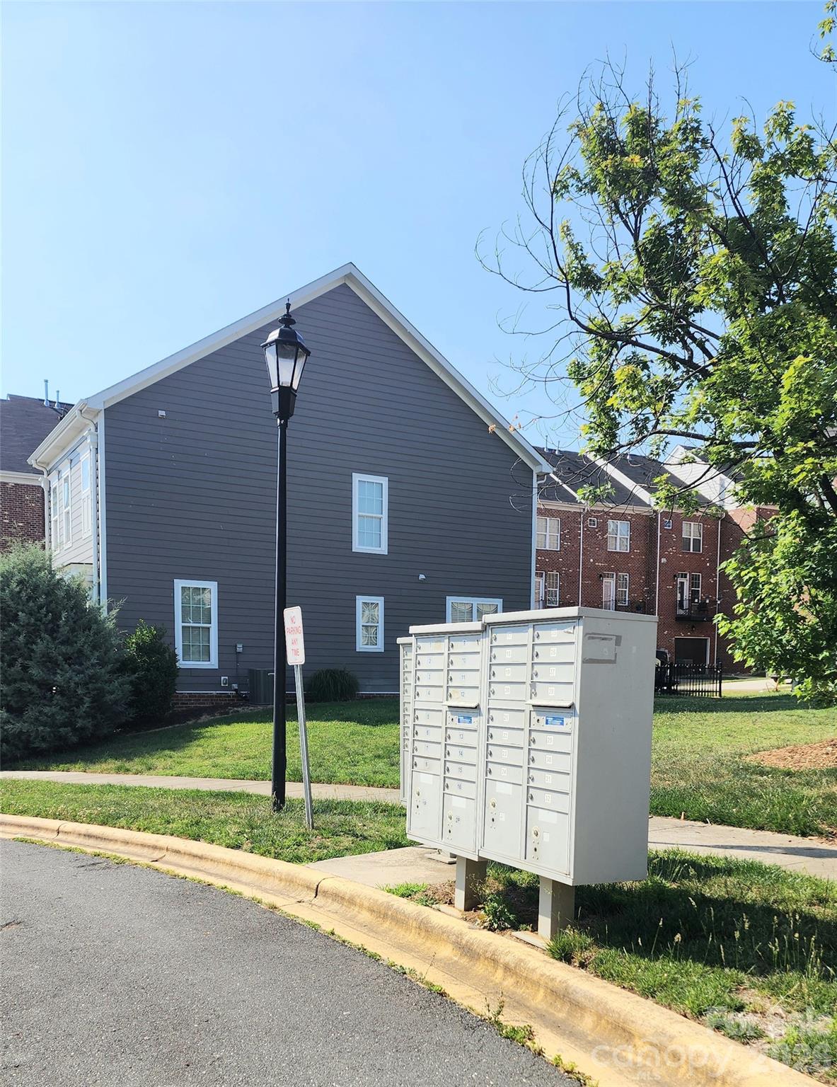 8421 Scotney Bluff Avenue — Charlotte