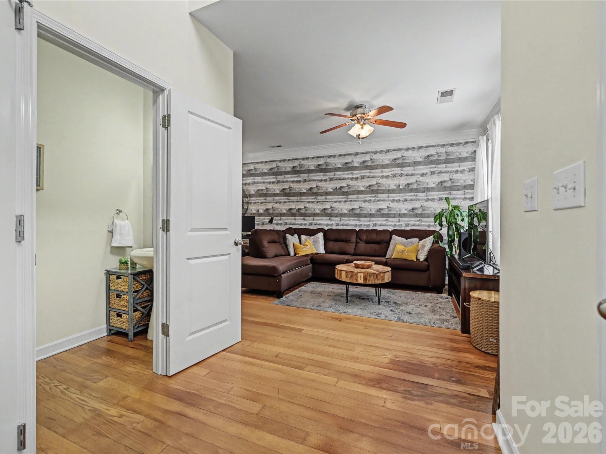 8421 Scotney Bluff Avenue — Charlotte