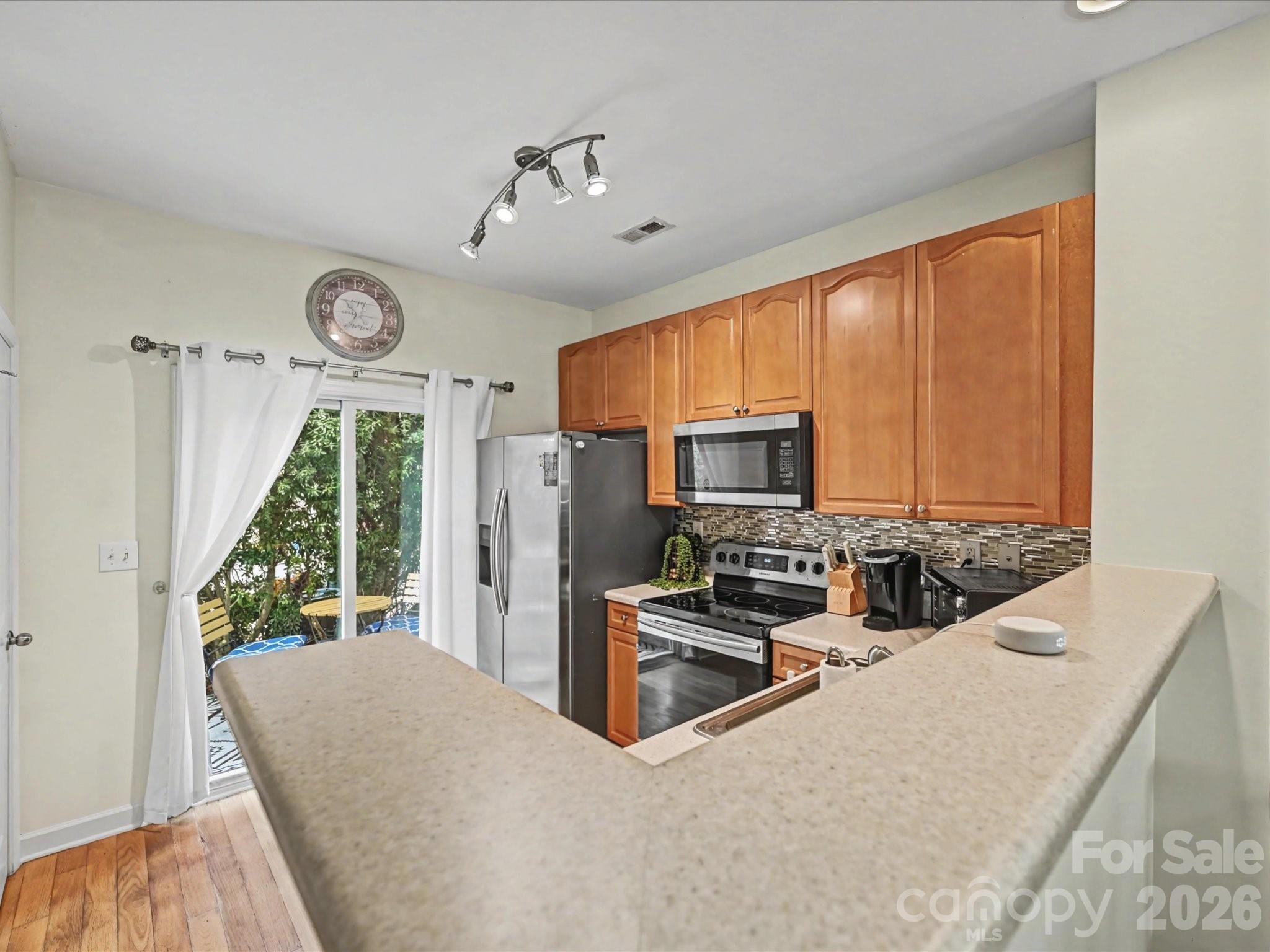 8421 Scotney Bluff Avenue — Charlotte