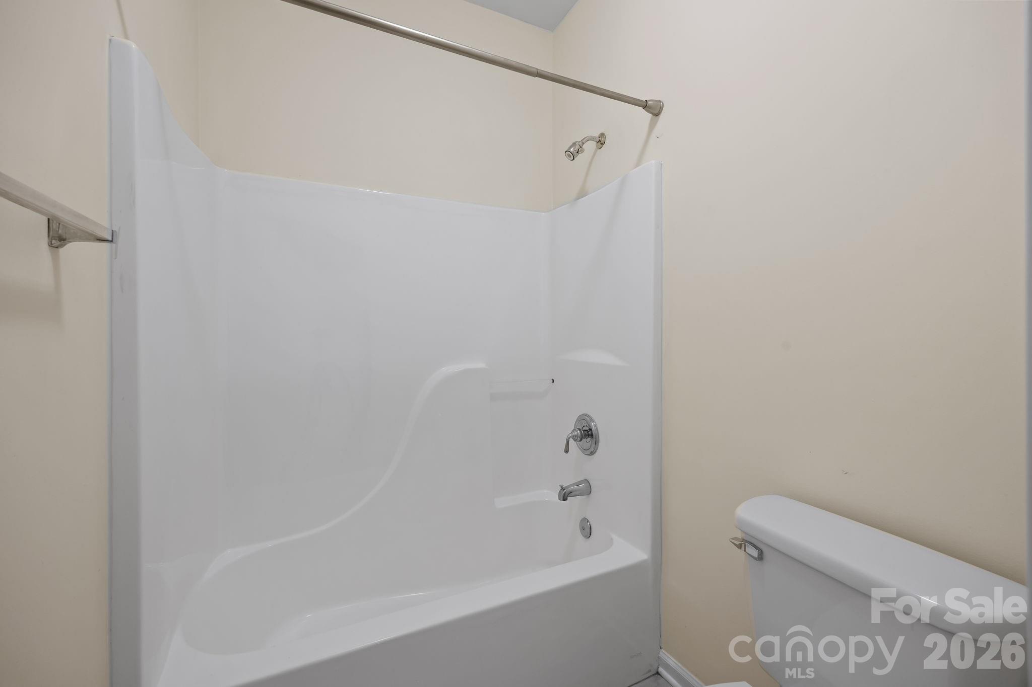 12602 Kemerton Lane — Huntersville
