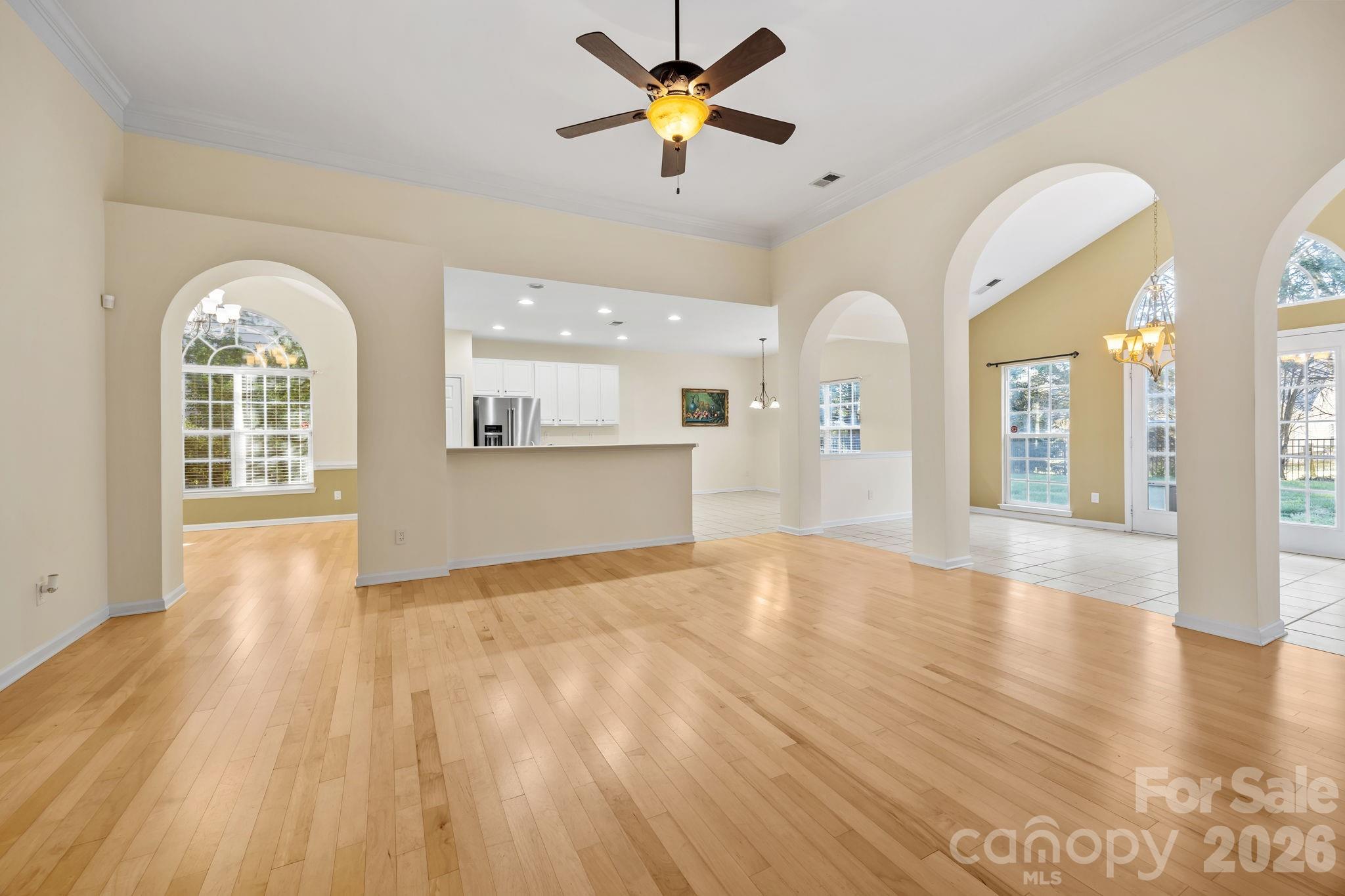 12602 Kemerton Lane — Huntersville