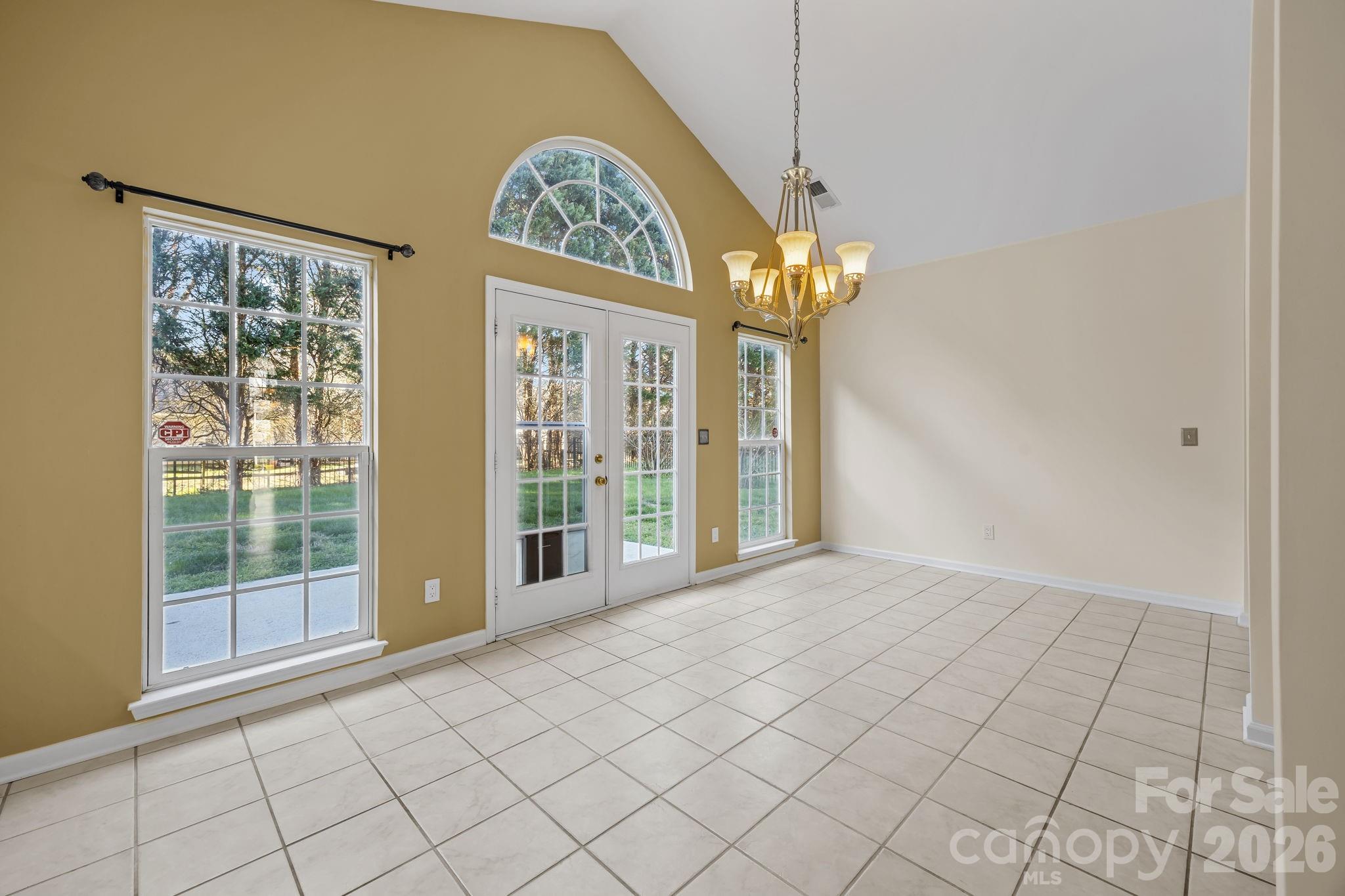 12602 Kemerton Lane — Huntersville