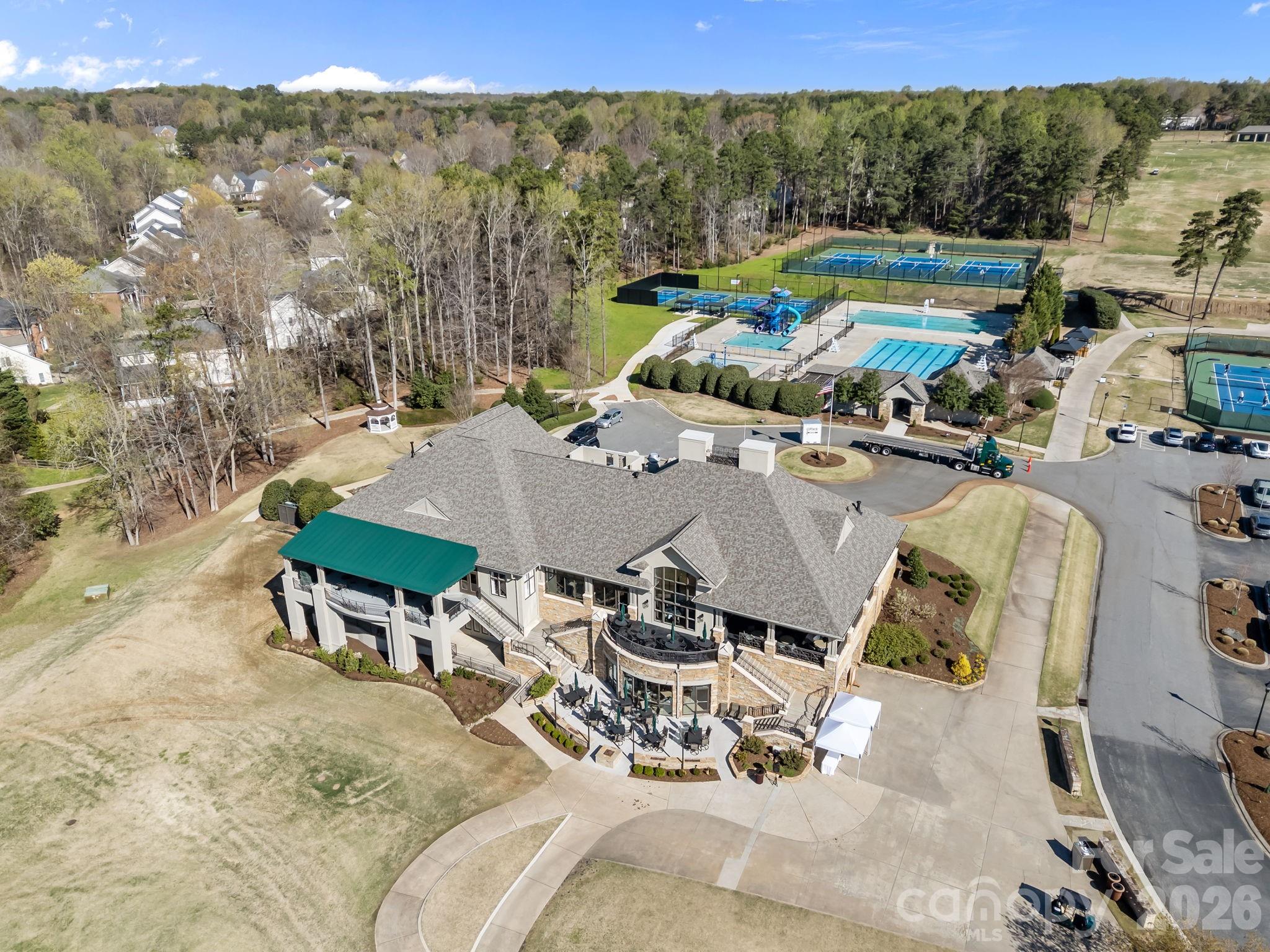 12602 Kemerton Lane — Huntersville