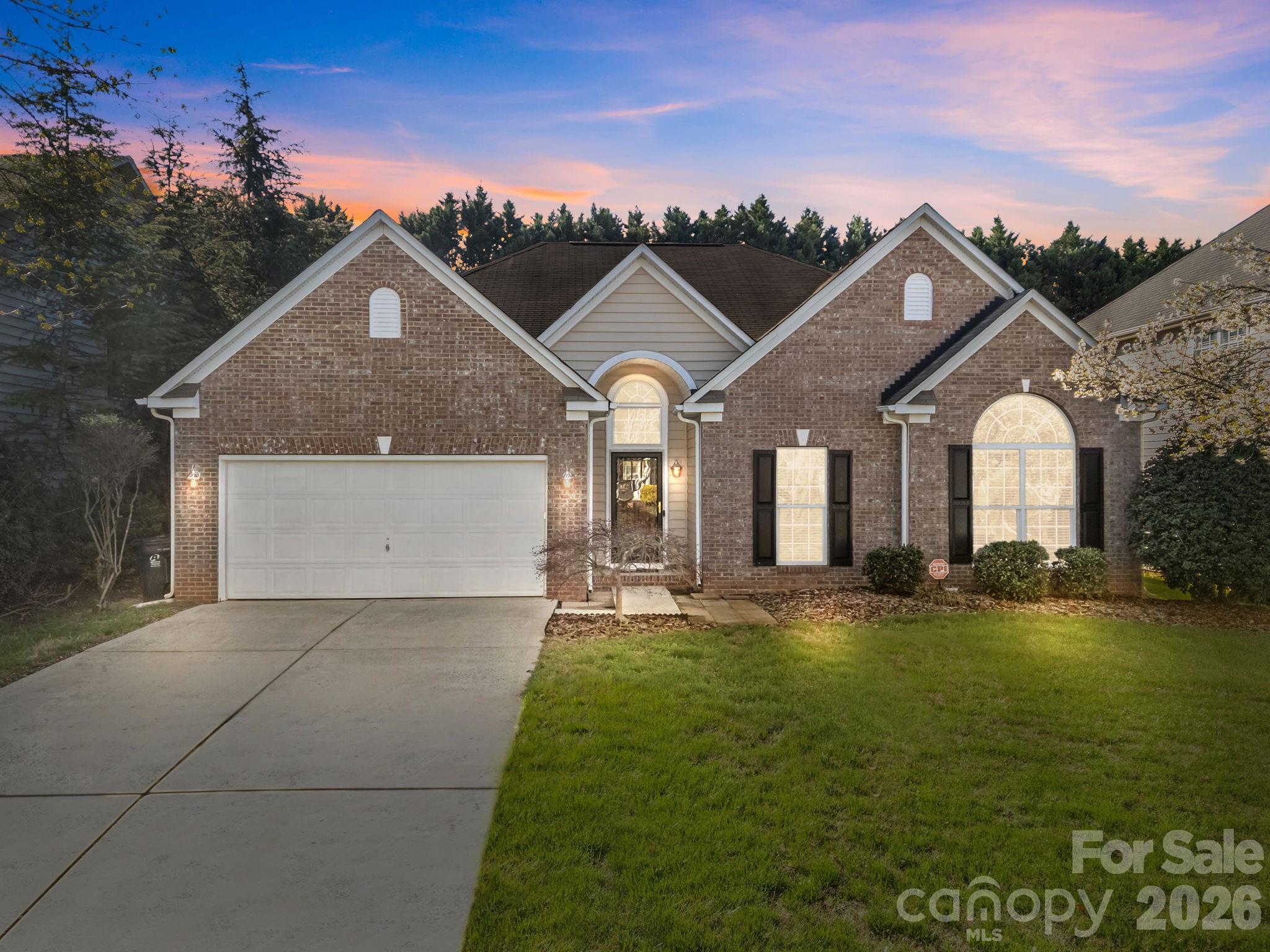 12602 Kemerton Lane — Huntersville