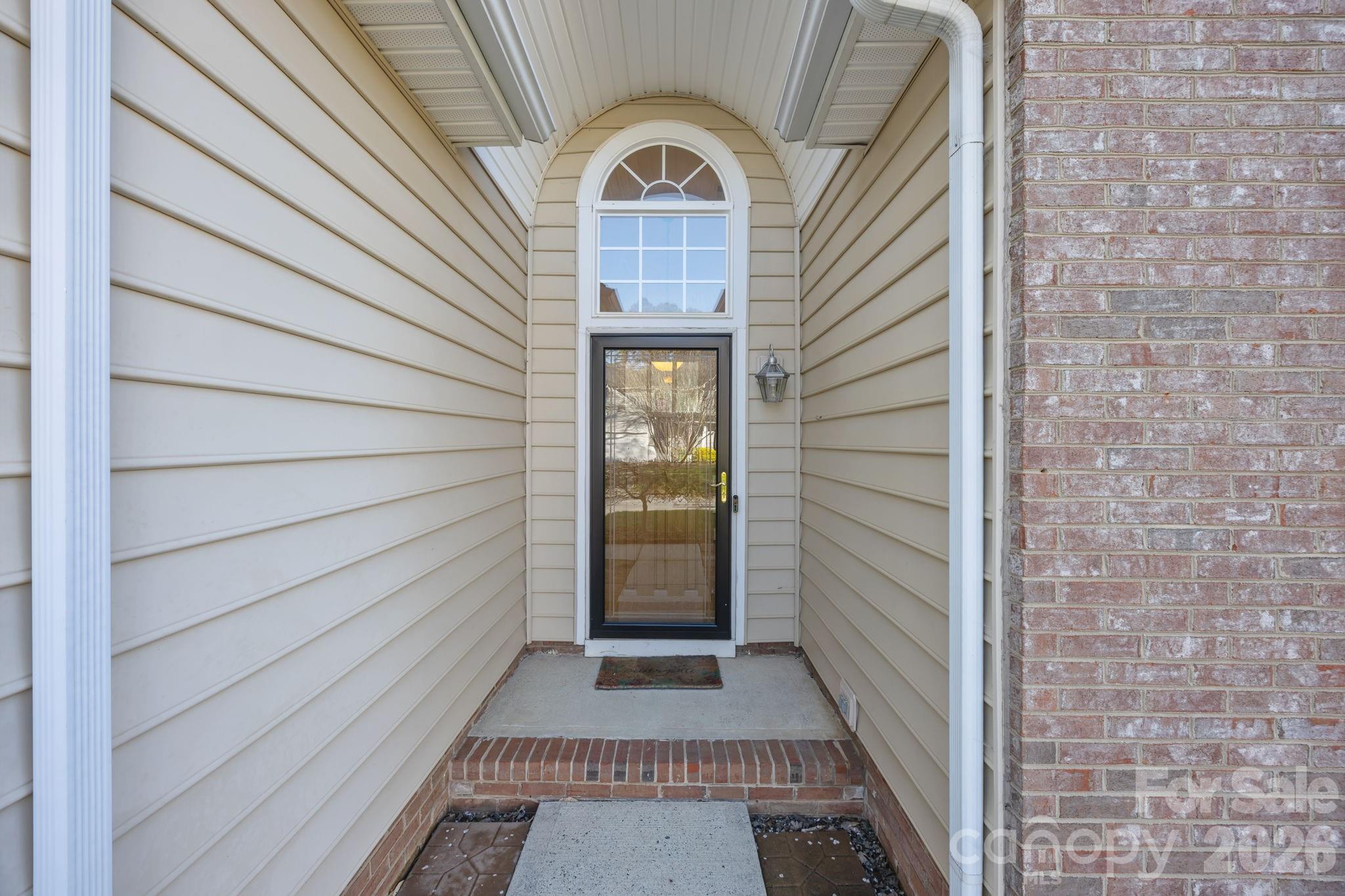 12602 Kemerton Lane — Huntersville